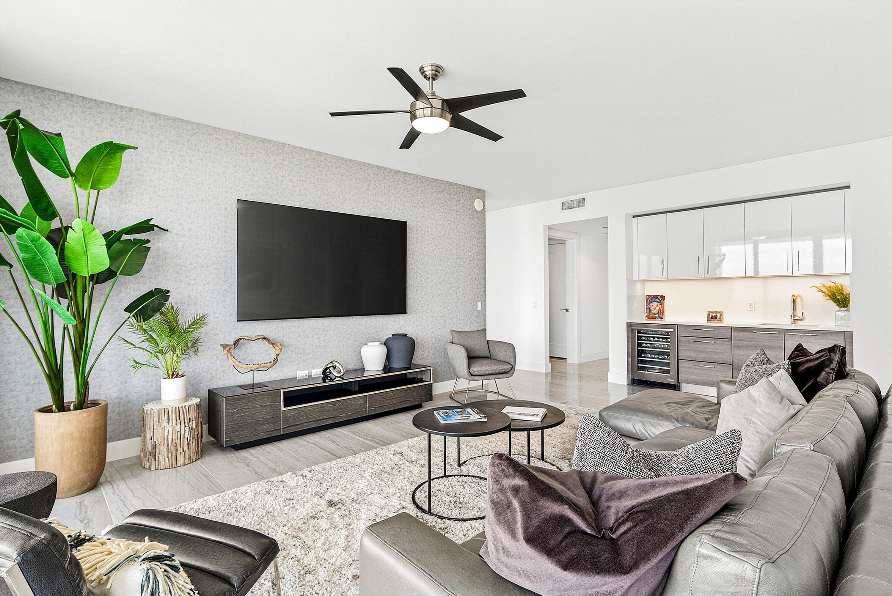 100 E Las Olas #4301, Fort Lauderdale FL 33301