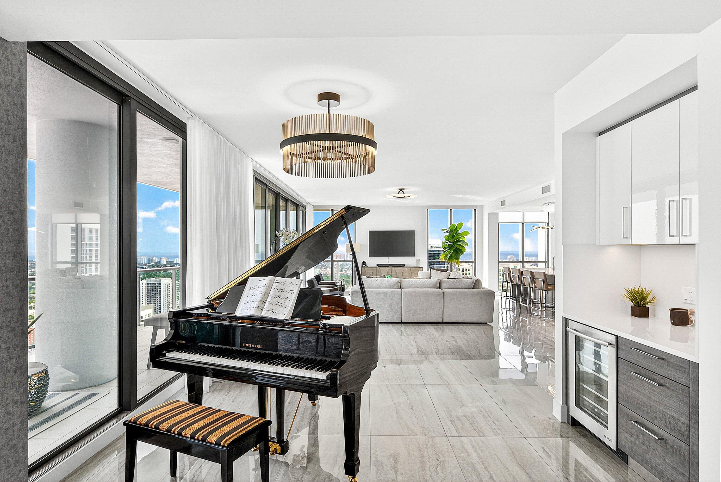100 E Las Olas #4301, Fort Lauderdale FL 33301