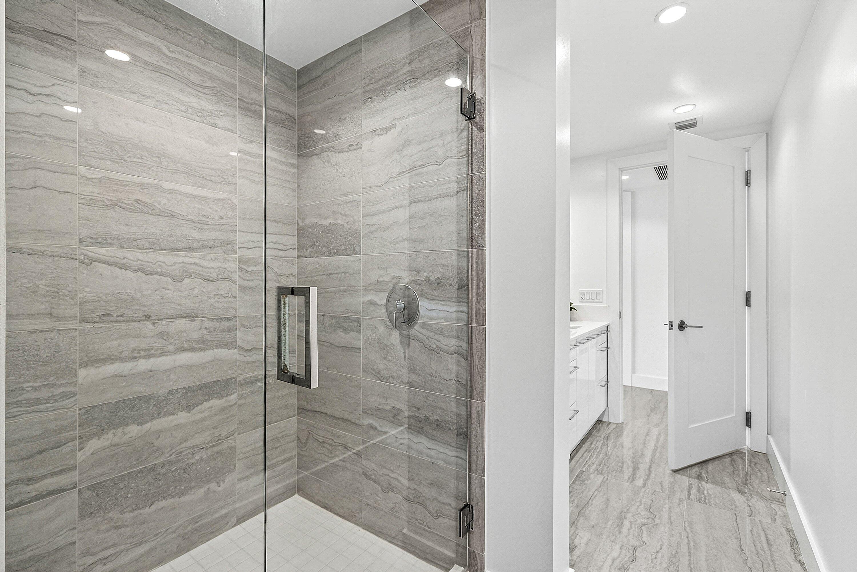 100 E Las Olas #4301, Fort Lauderdale FL 33301