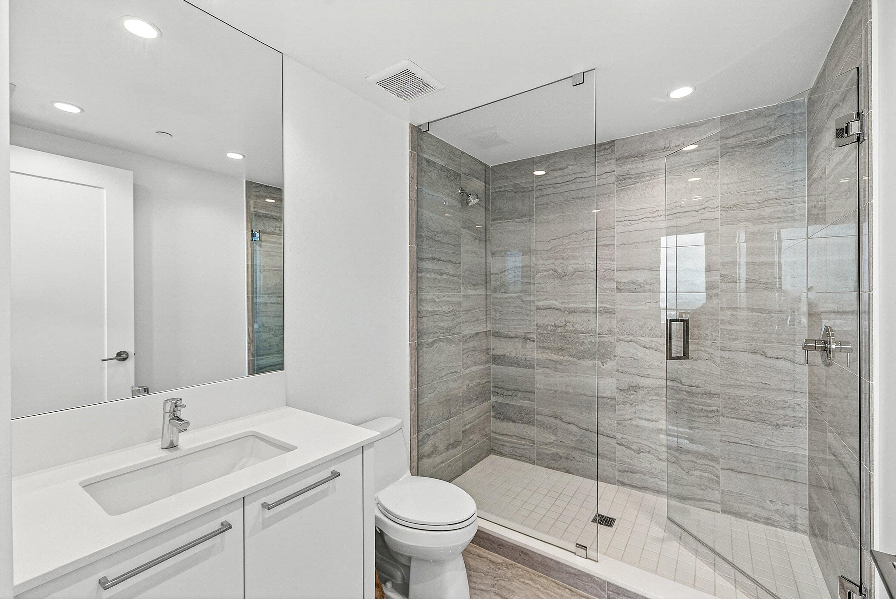 100 E Las Olas #4301, Fort Lauderdale FL 33301