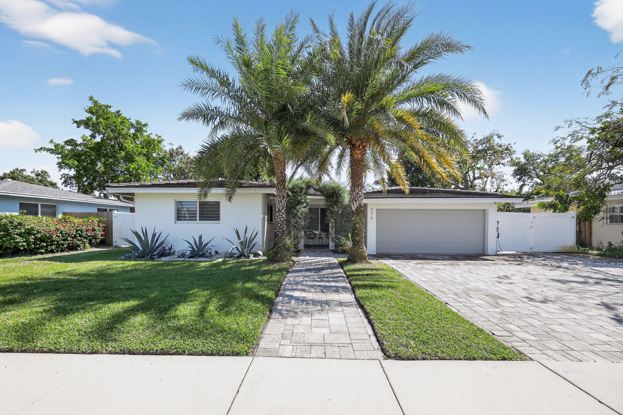 976 SW 11th, Boca Raton FL 33486