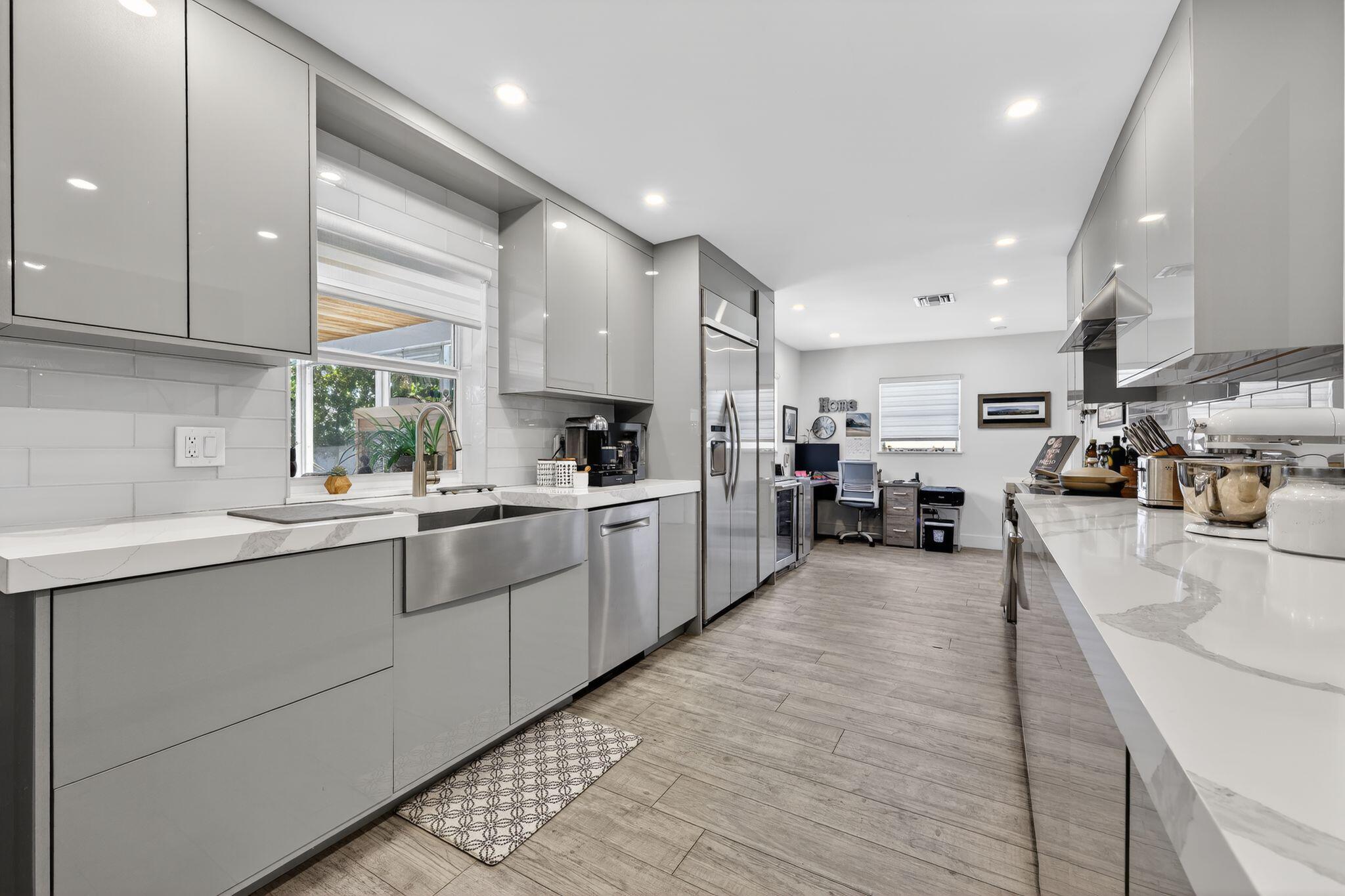 976 SW 11th, Boca Raton FL 33486
