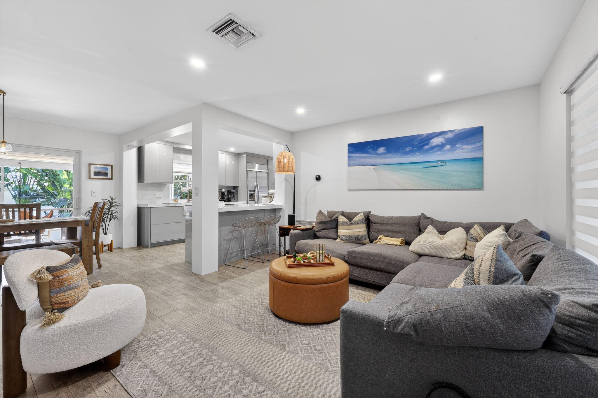 976 SW 11th, Boca Raton FL 33486