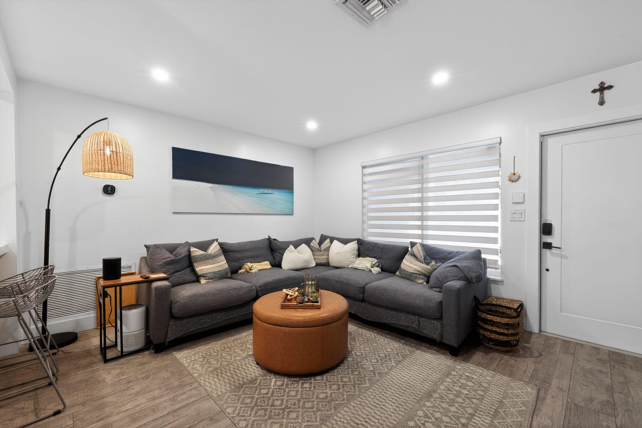 976 SW 11th, Boca Raton FL 33486