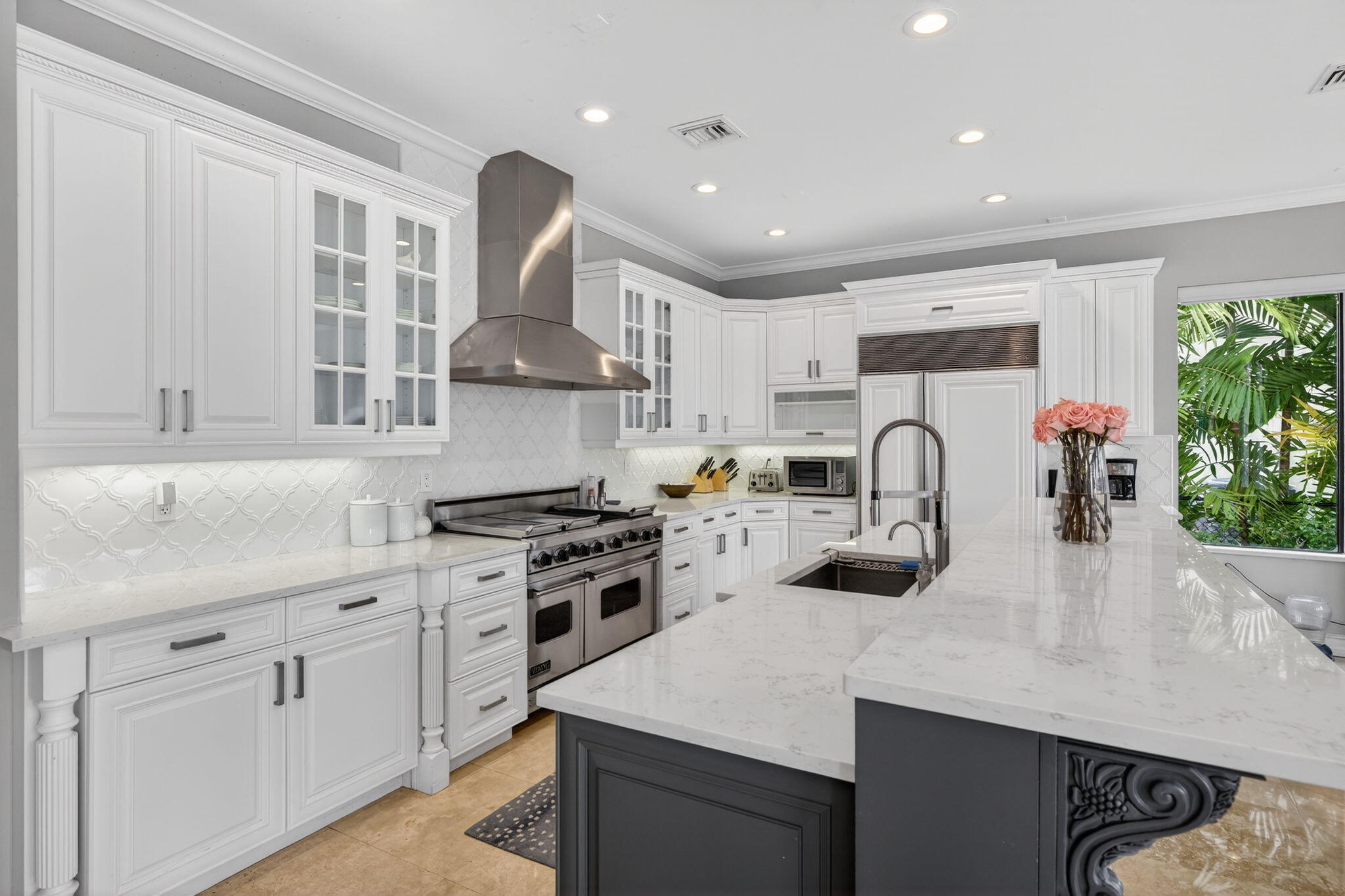 2406 Barcelona, Fort Lauderdale FL 33301