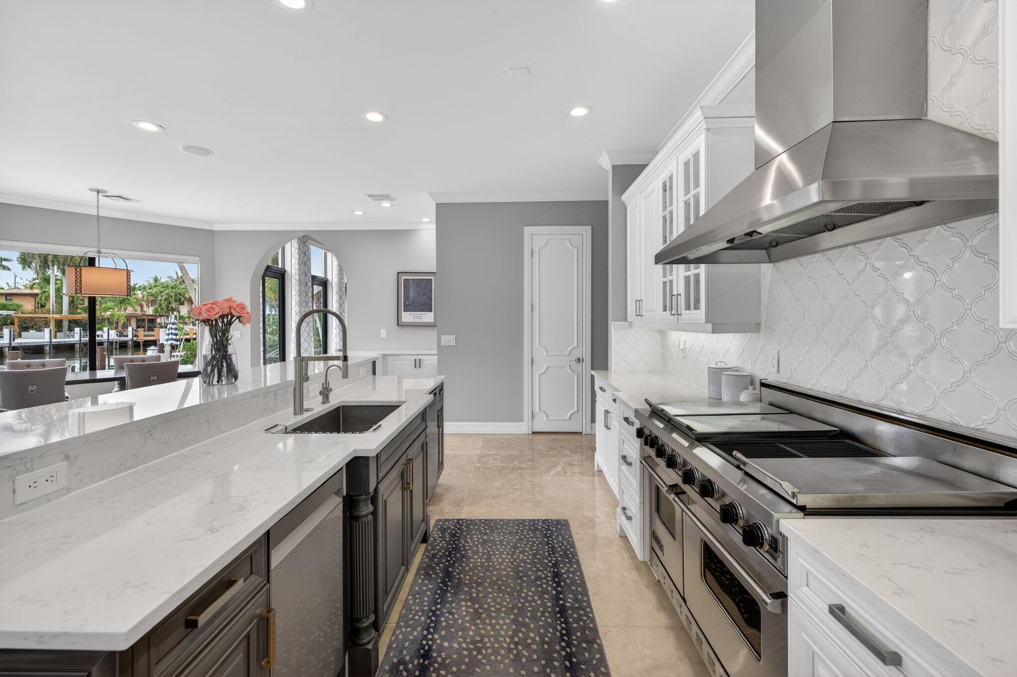 2406 Barcelona, Fort Lauderdale FL 33301