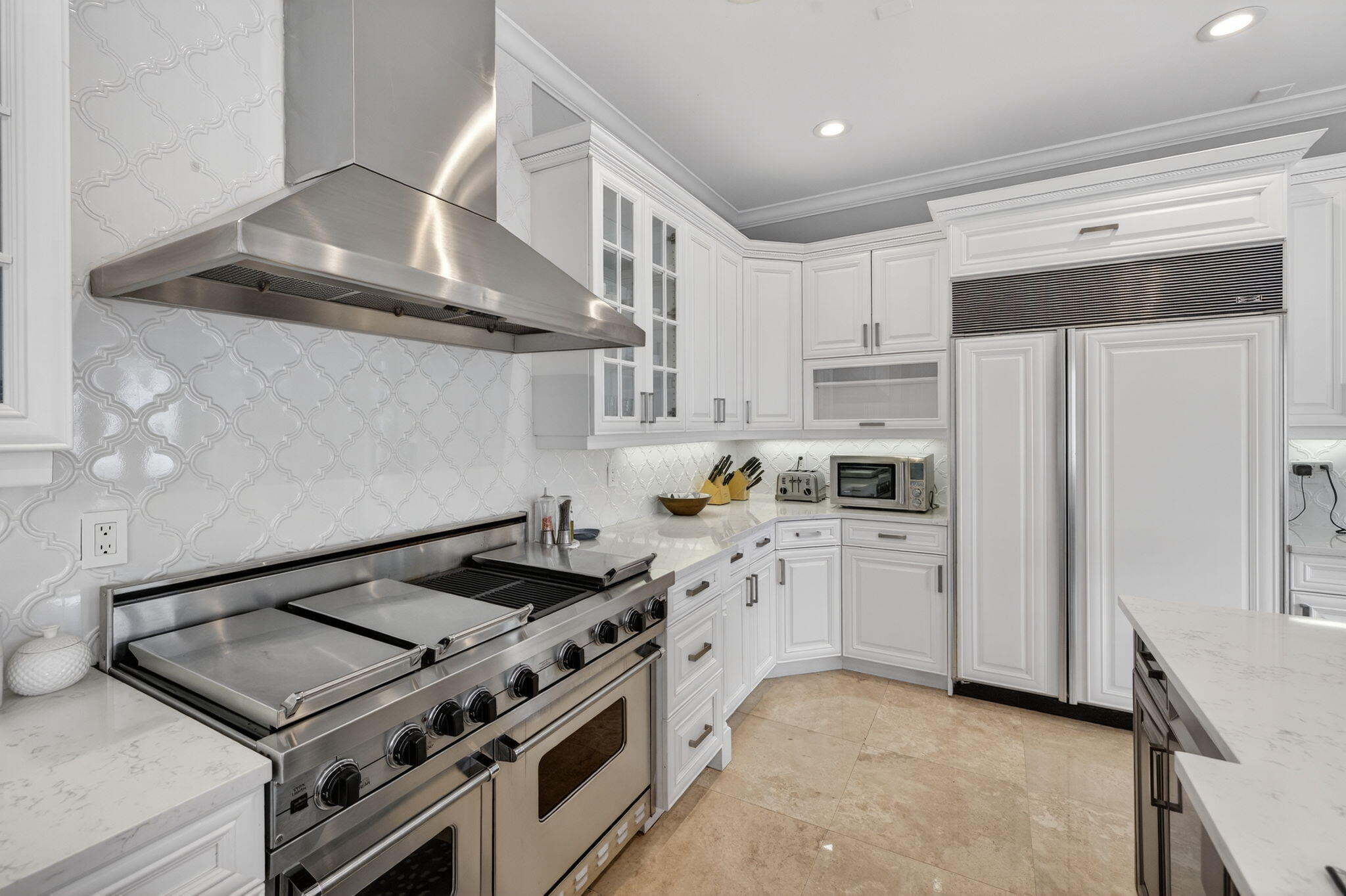 2406 Barcelona, Fort Lauderdale FL 33301