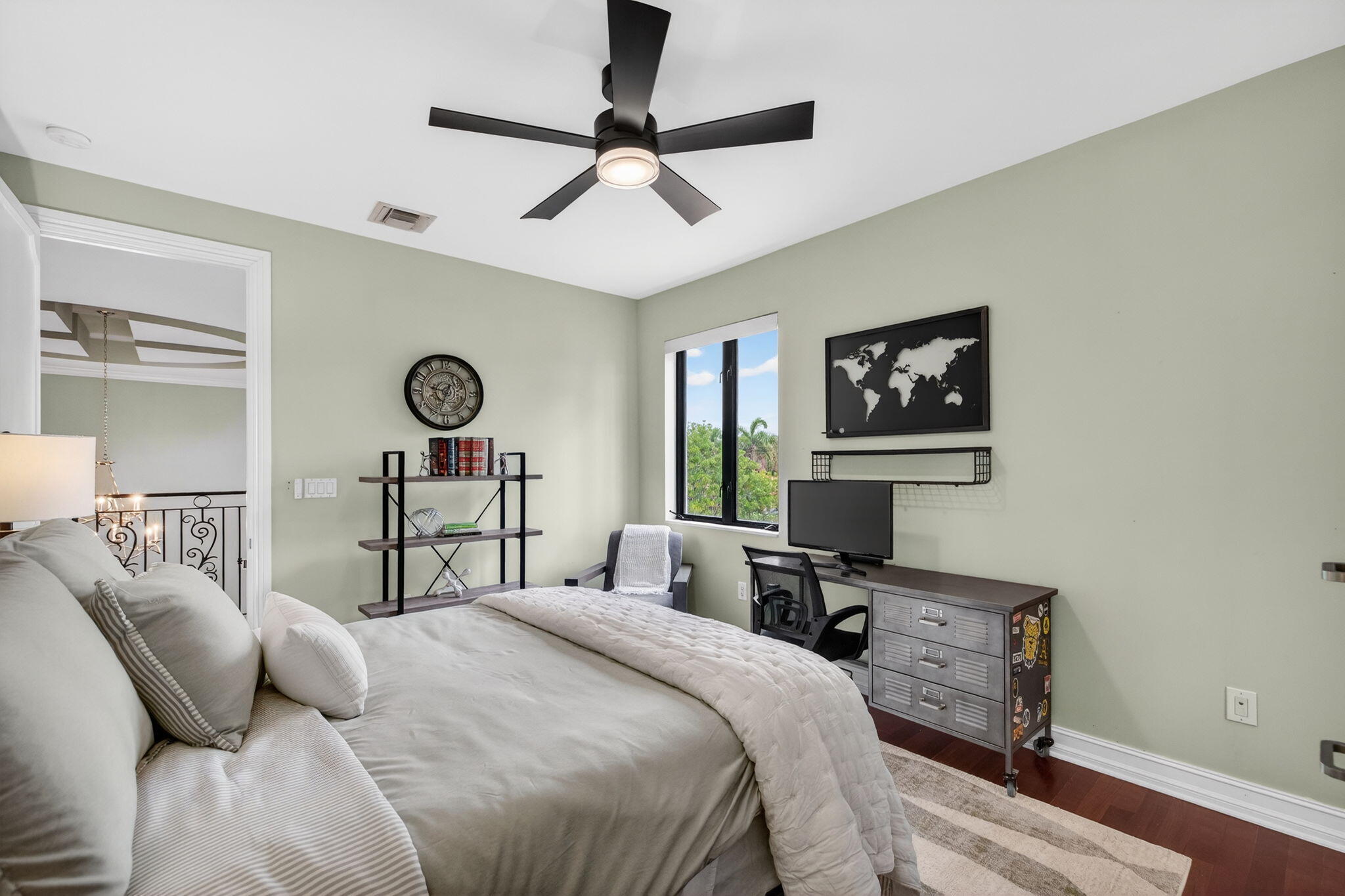 2406 Barcelona, Fort Lauderdale FL 33301