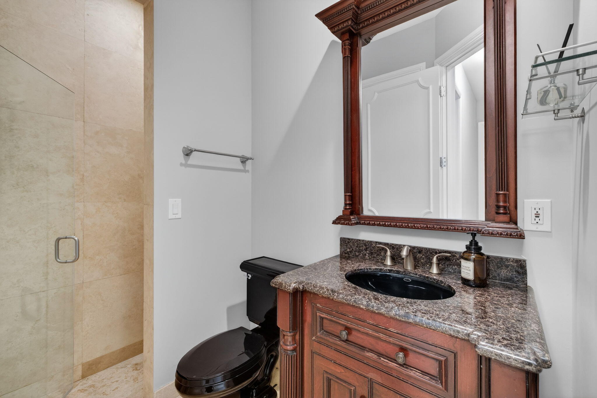2406 Barcelona, Fort Lauderdale FL 33301
