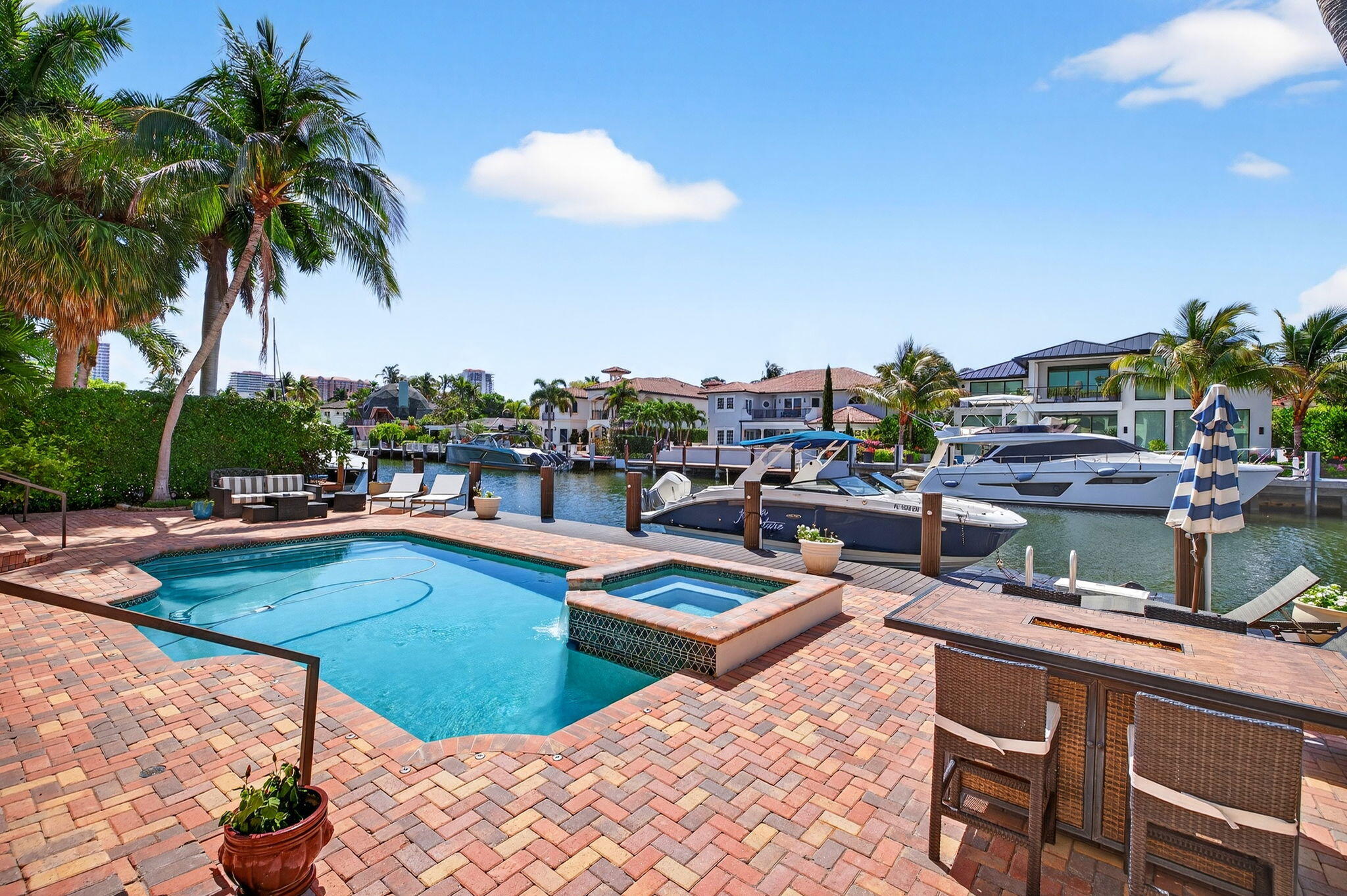 2406 Barcelona, Fort Lauderdale FL 33301