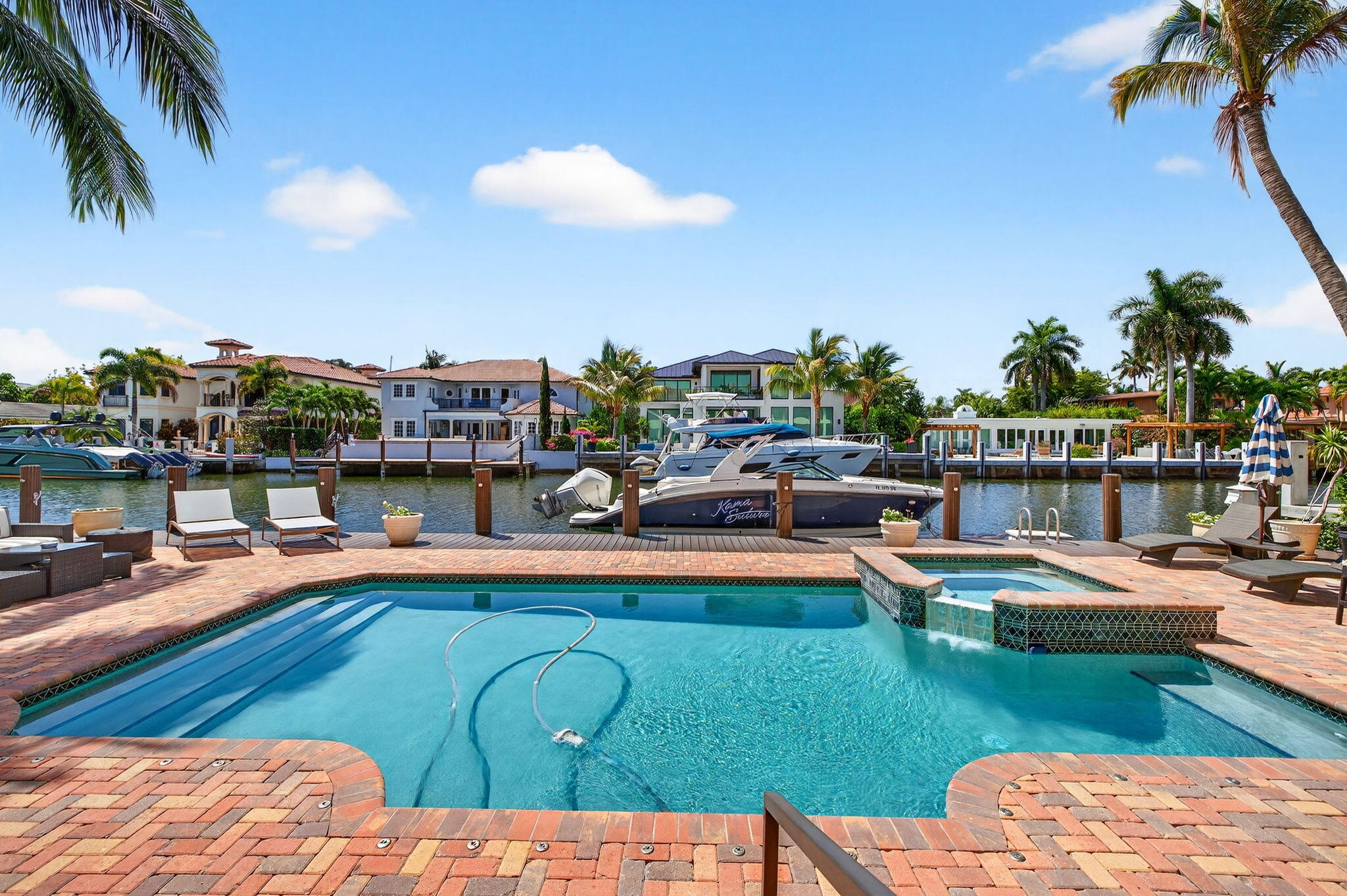 2406 Barcelona, Fort Lauderdale FL 33301