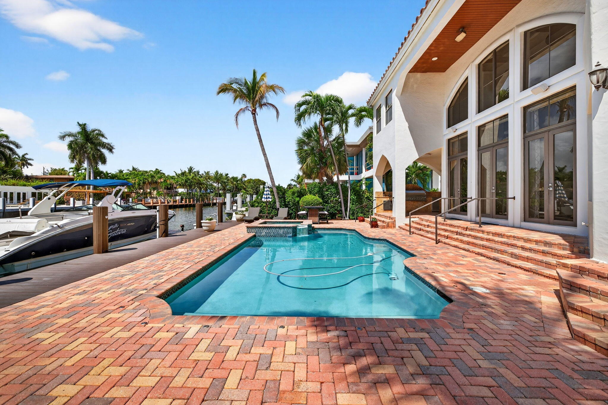 2406 Barcelona, Fort Lauderdale FL 33301