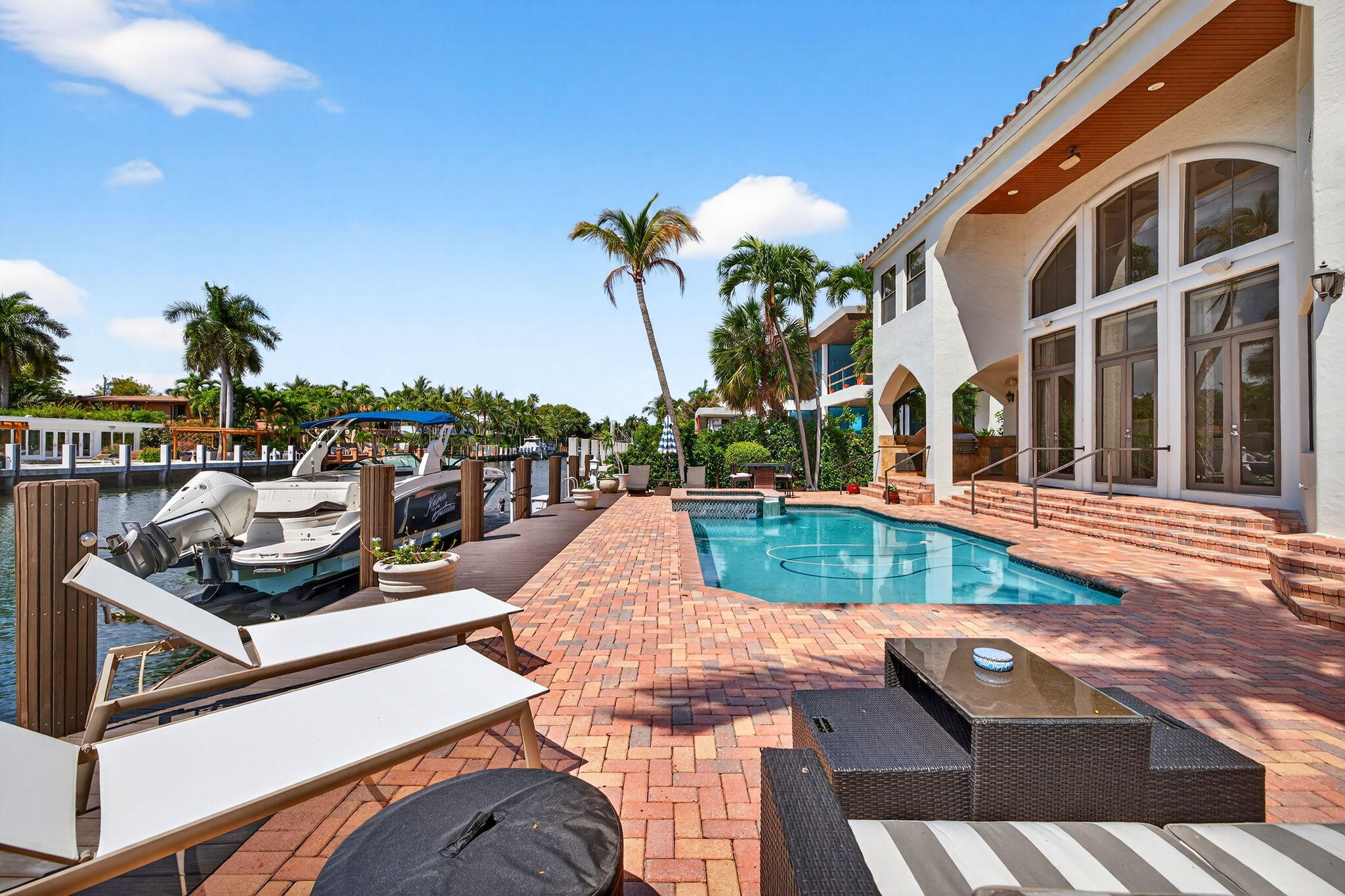 2406 Barcelona, Fort Lauderdale FL 33301