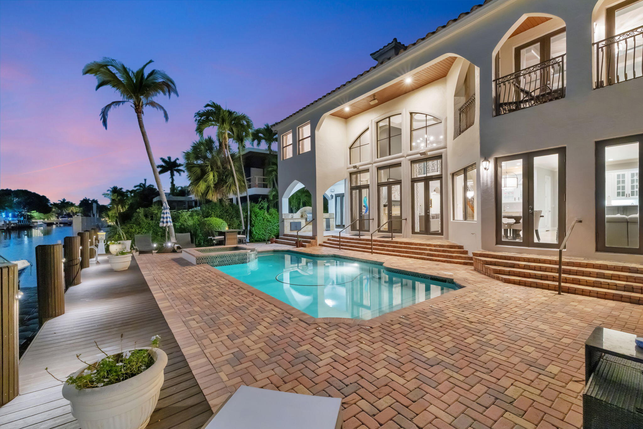 2406 Barcelona, Fort Lauderdale FL 33301