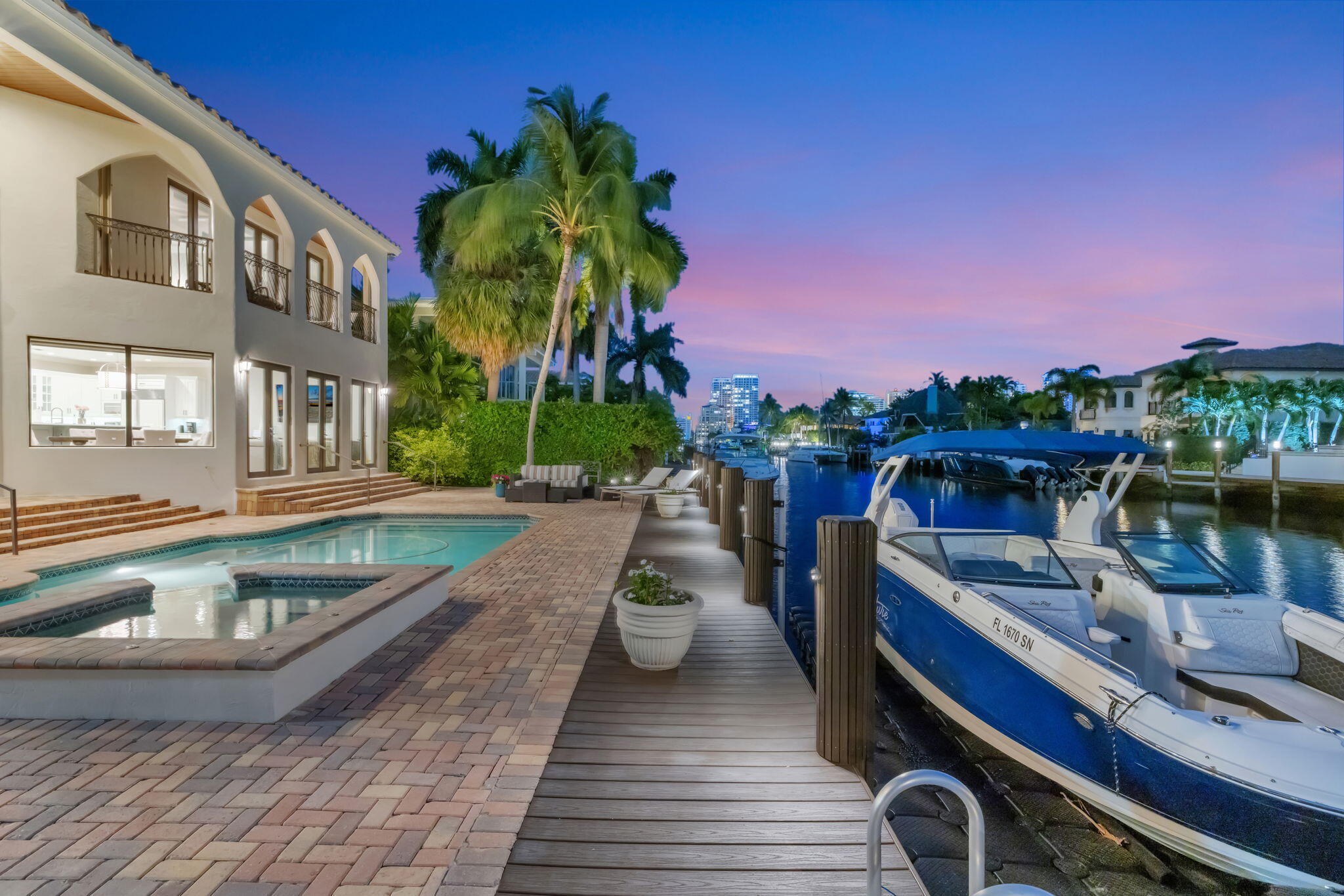 2406 Barcelona, Fort Lauderdale FL 33301