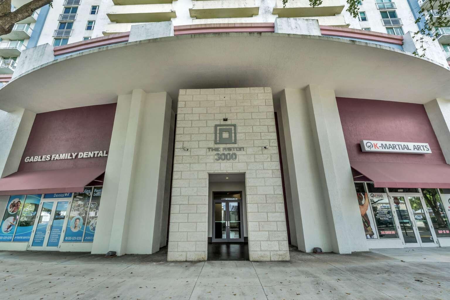3000 Coral #507, Miami FL 33145