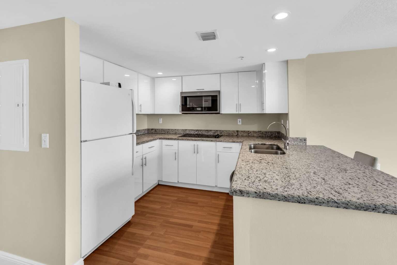 3000 Coral #507, Miami FL 33145