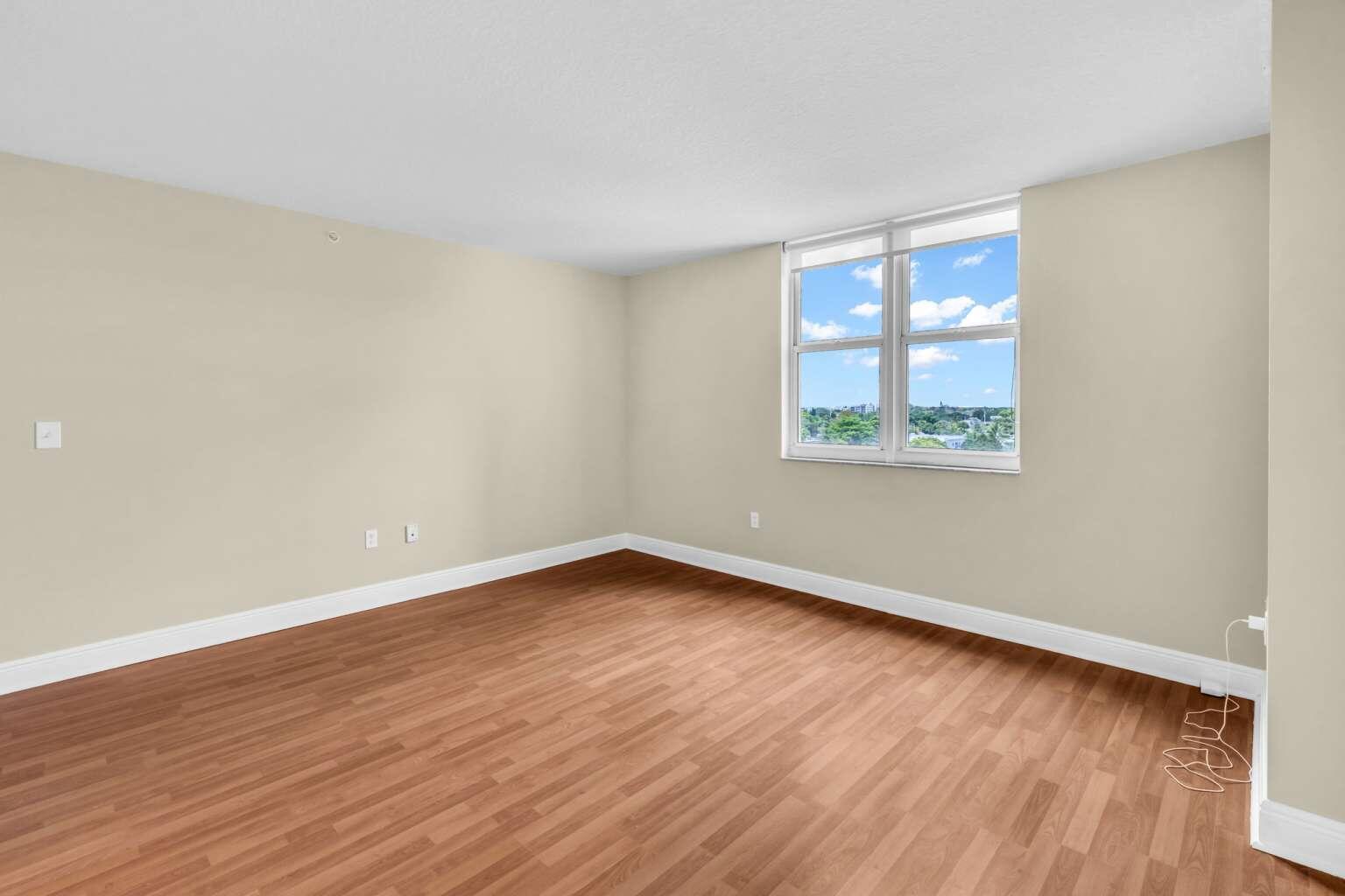 3000 Coral #507, Miami FL 33145