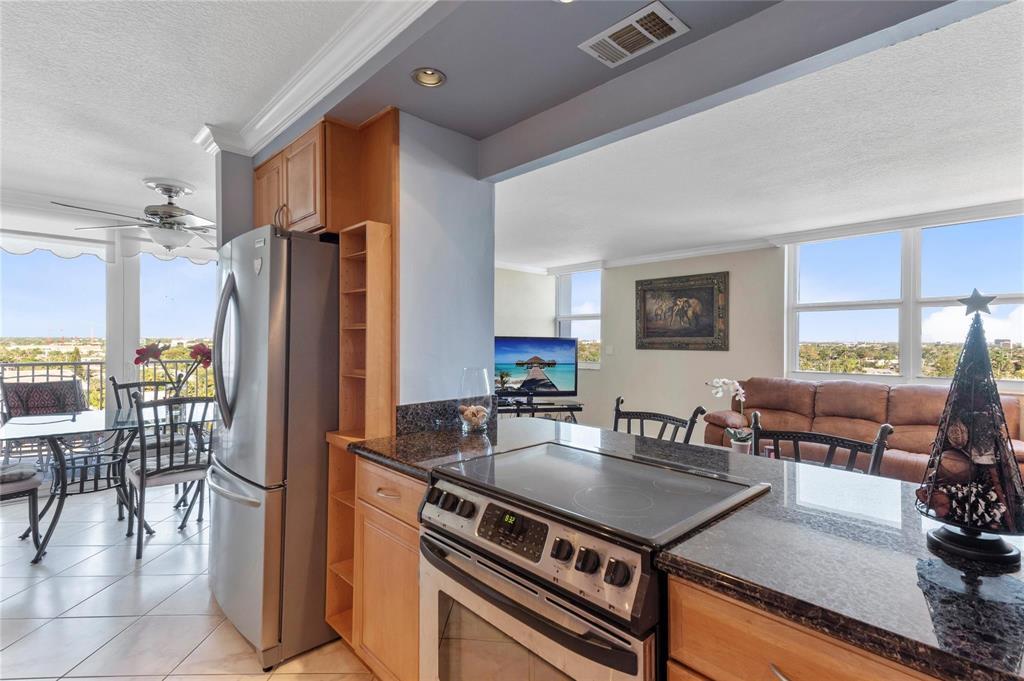 2881 NE 33rd #Ph A, Fort Lauderdale FL 33306