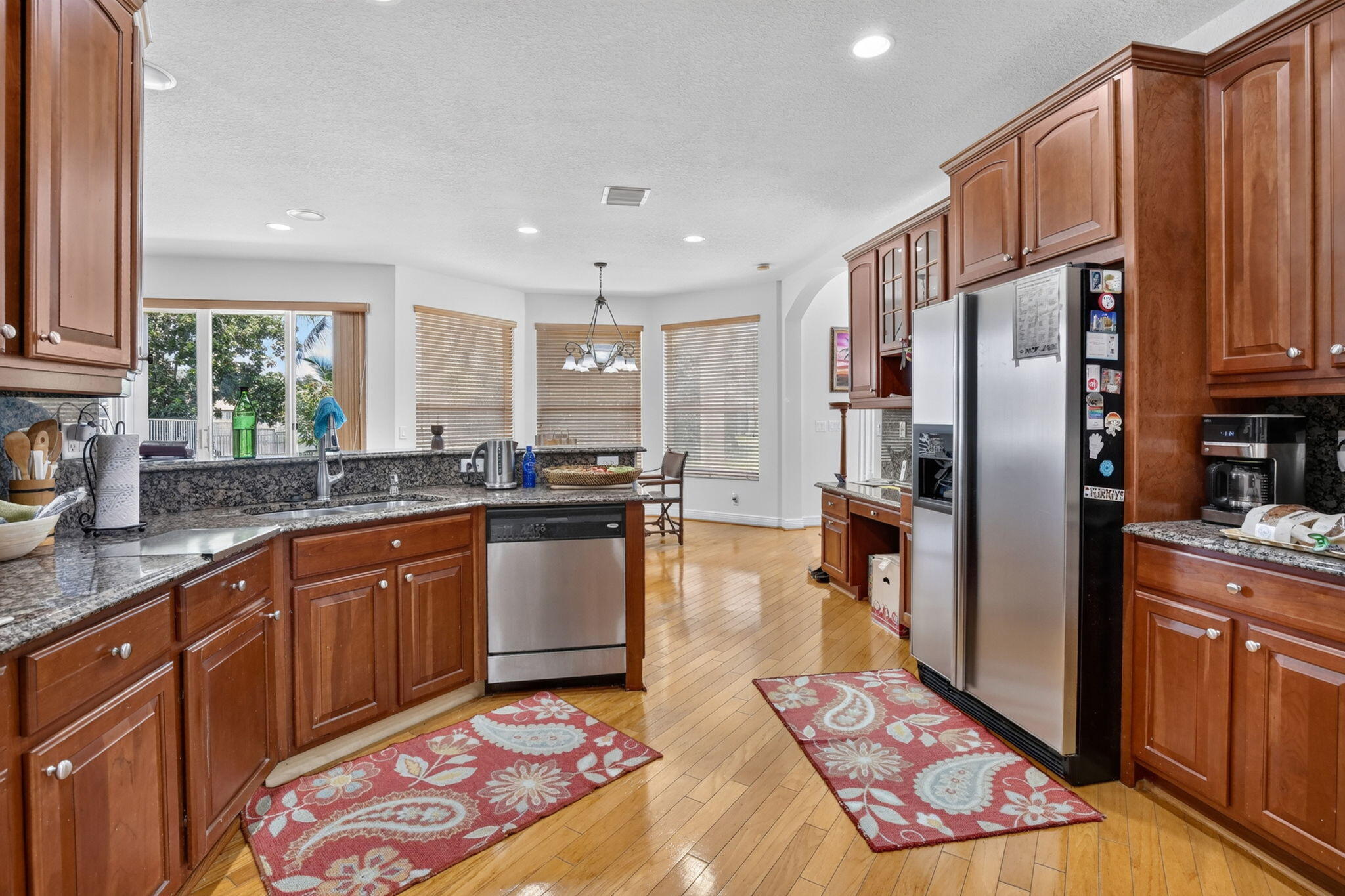 13382 Lakepointe, Cooper City FL 33330