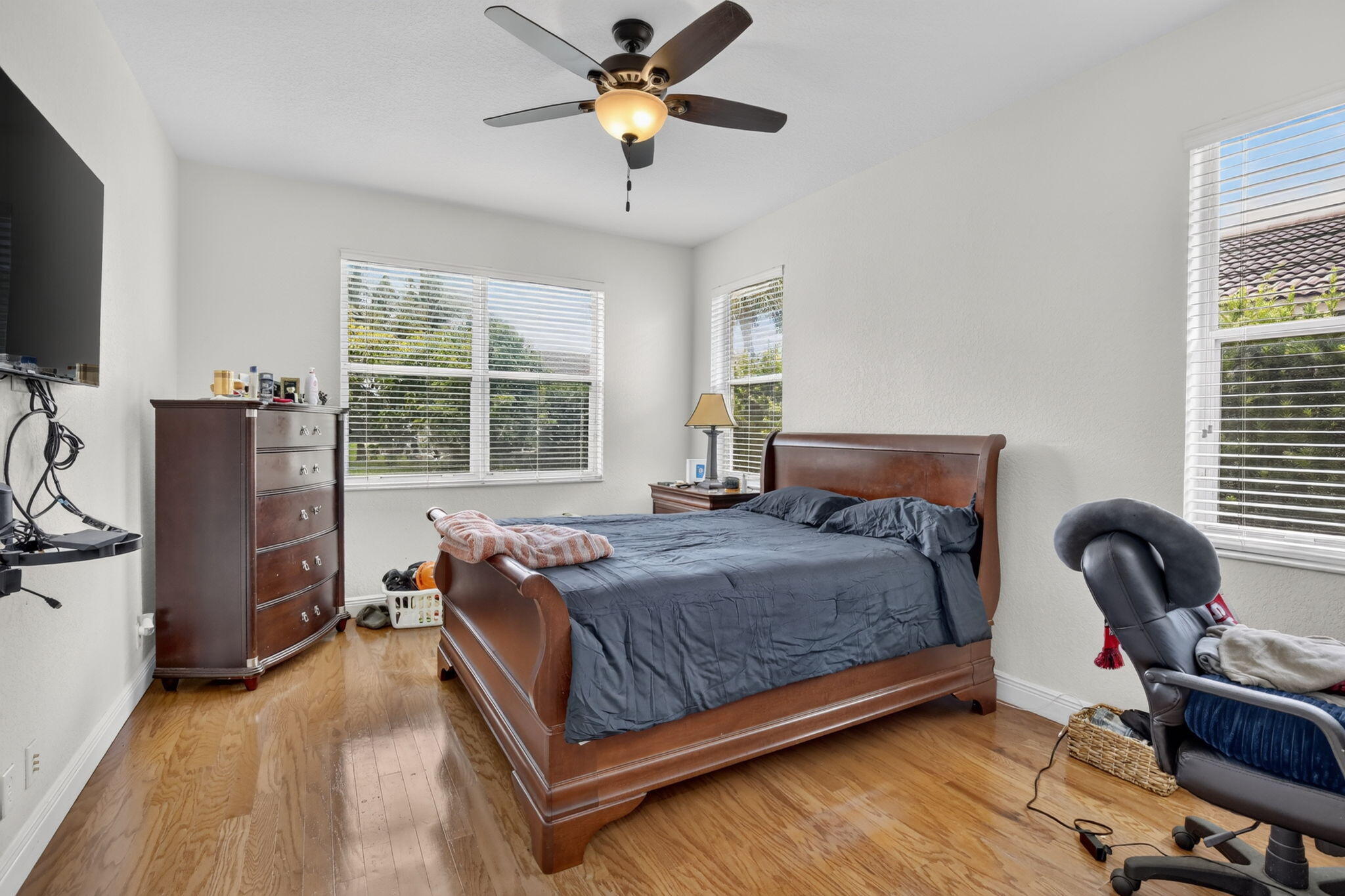 13382 Lakepointe, Cooper City FL 33330