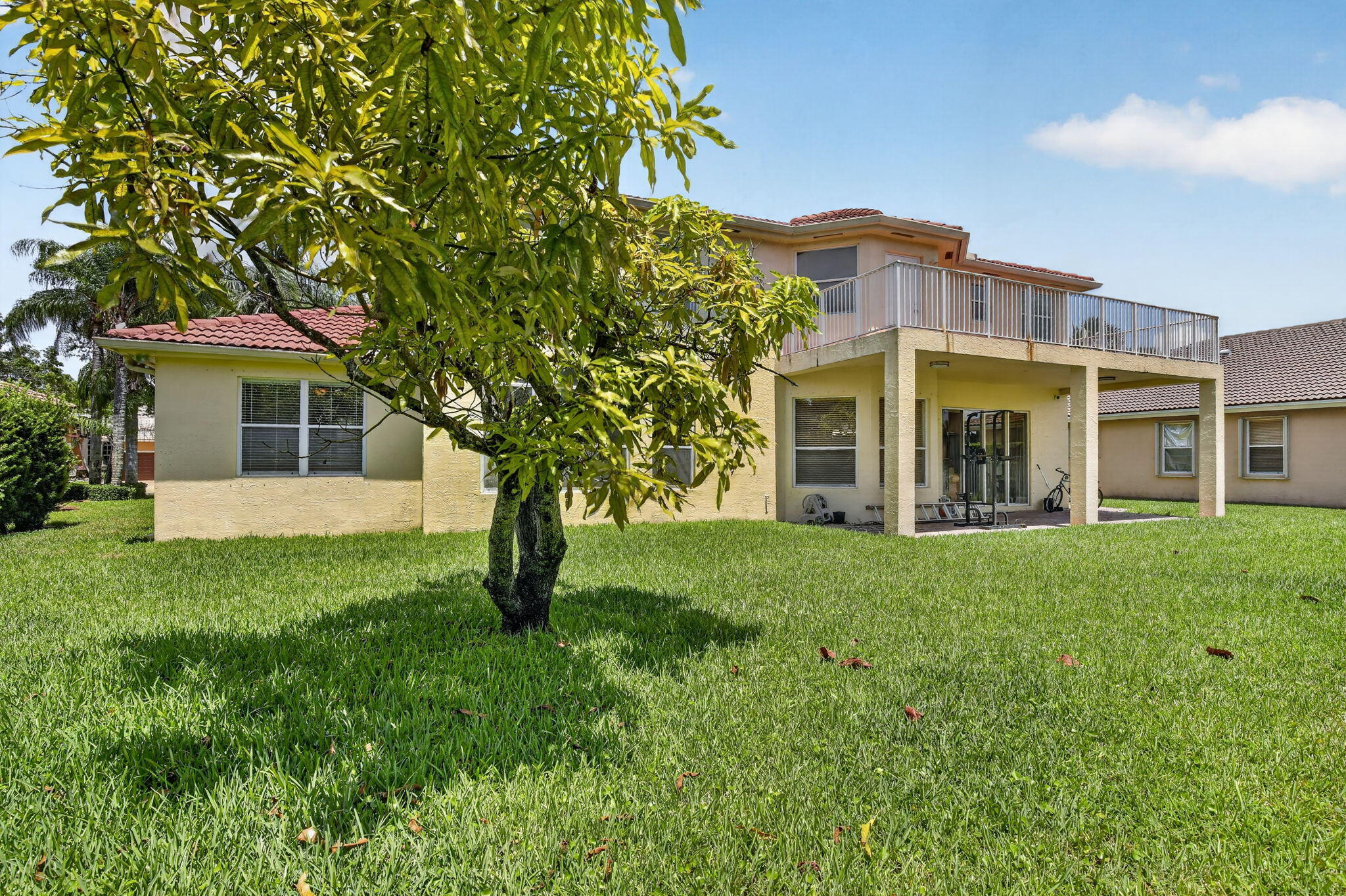 13382 Lakepointe, Cooper City FL 33330