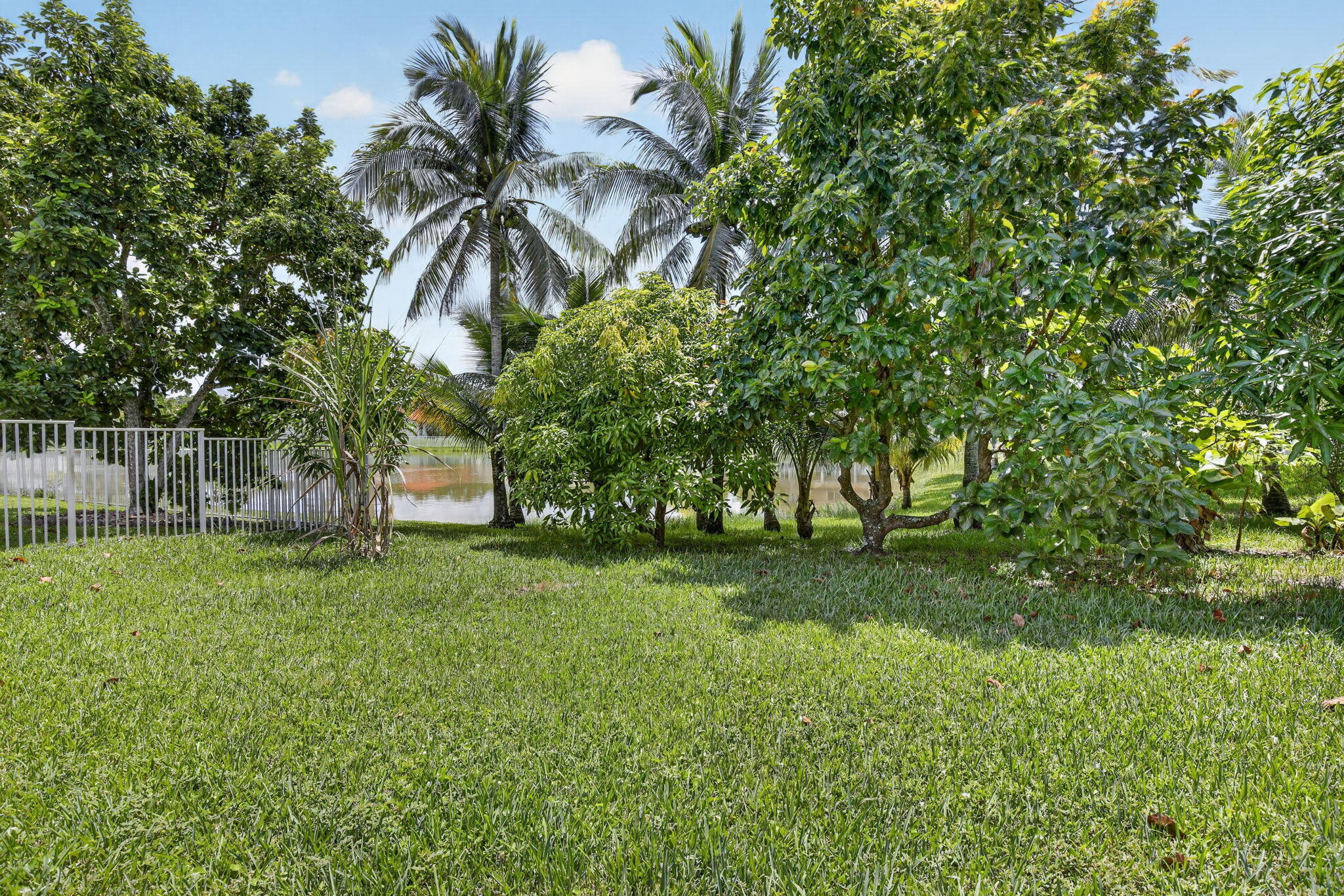 13382 Lakepointe, Cooper City FL 33330