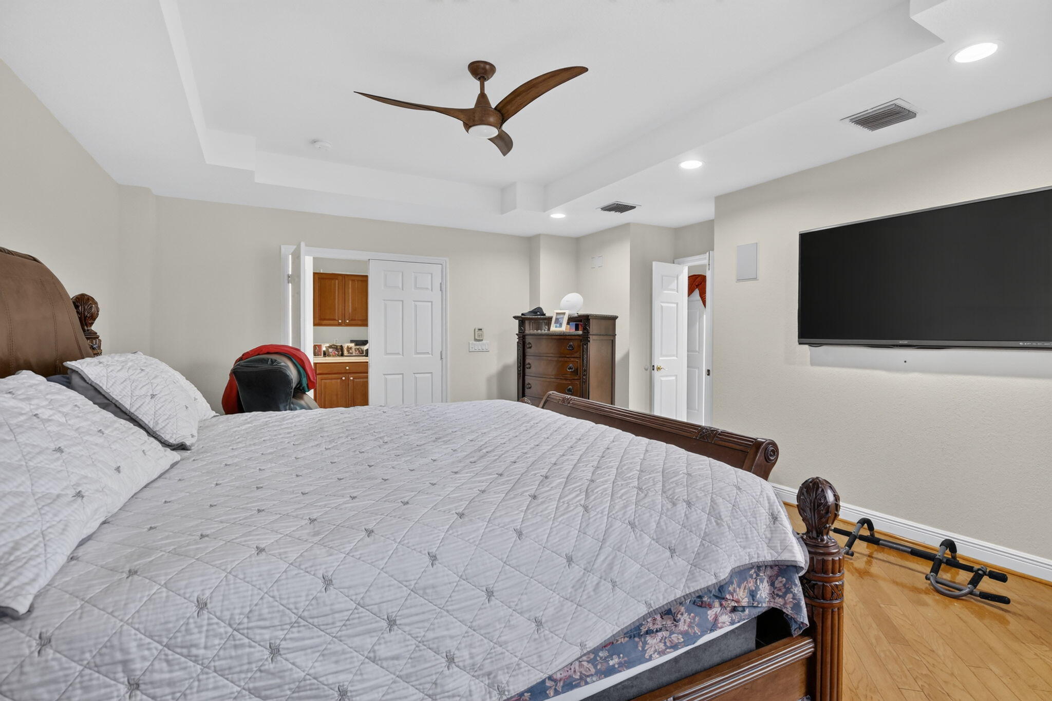 13382 Lakepointe, Cooper City FL 33330