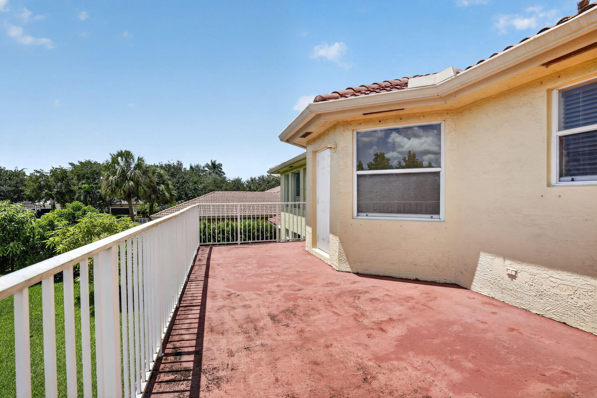 13382 Lakepointe, Cooper City FL 33330