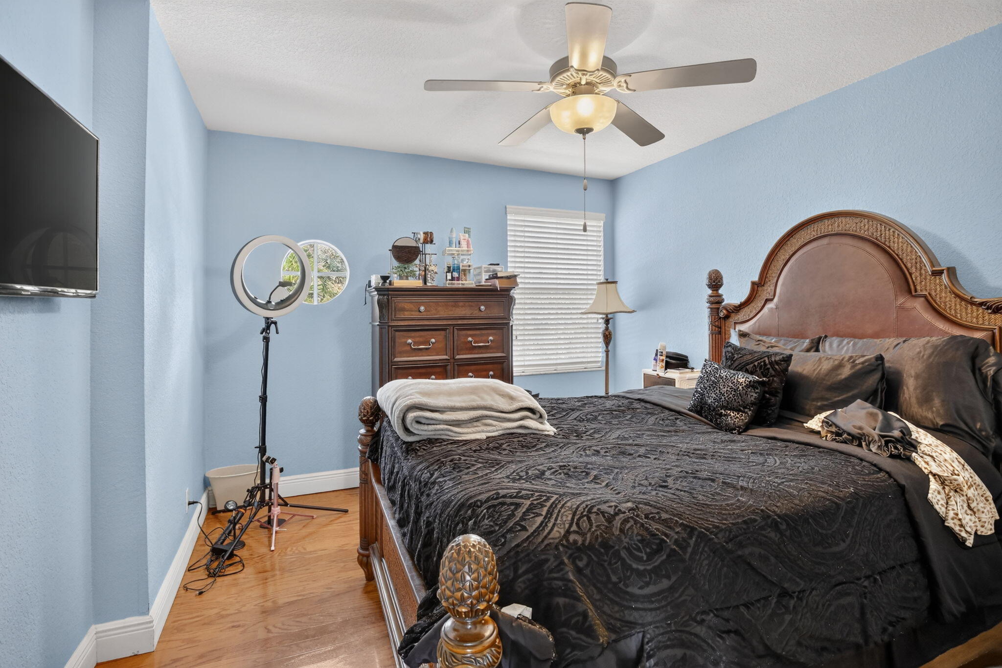 13382 Lakepointe, Cooper City FL 33330