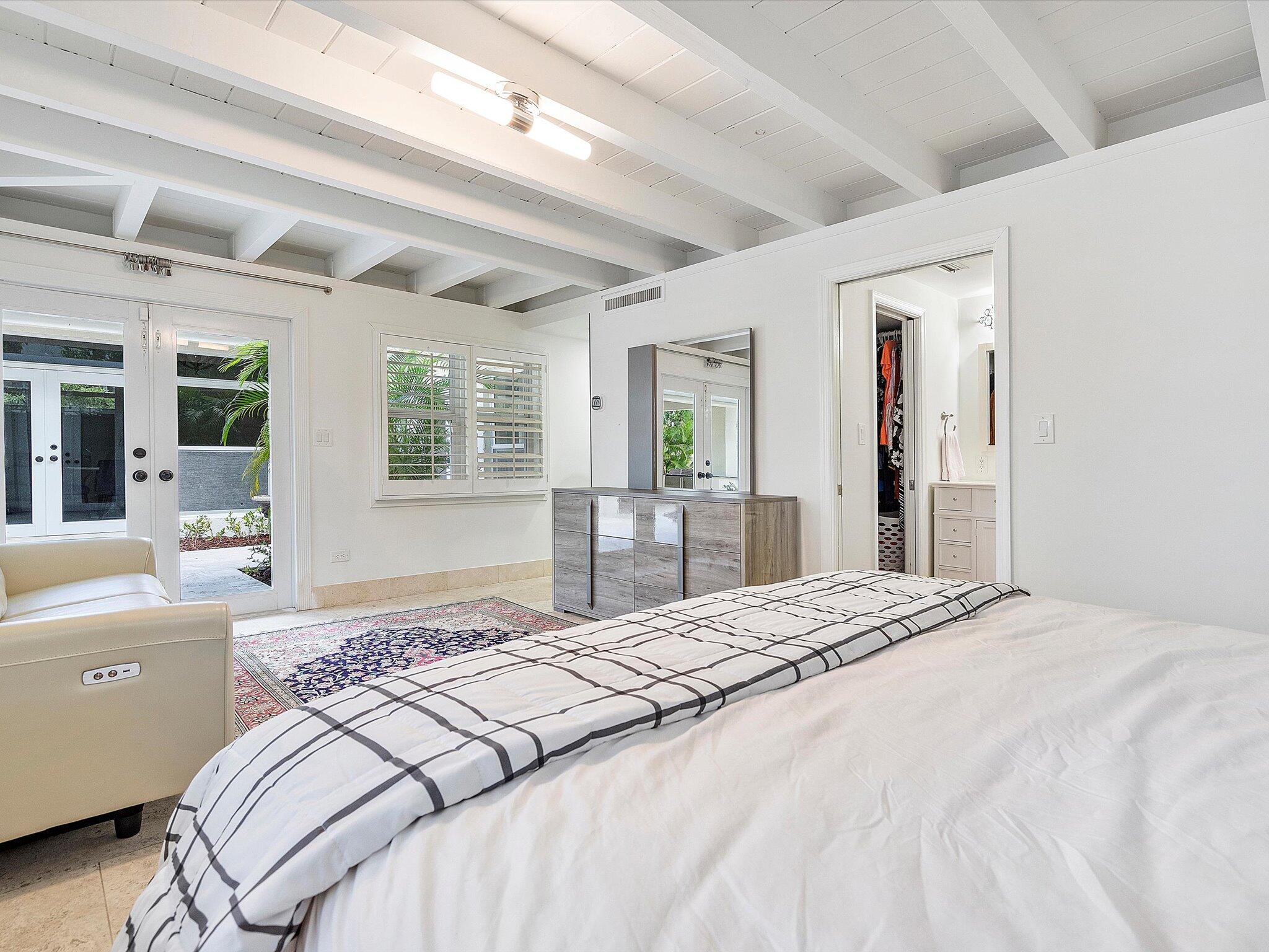 411 Poinciana, Fort Lauderdale FL 33301