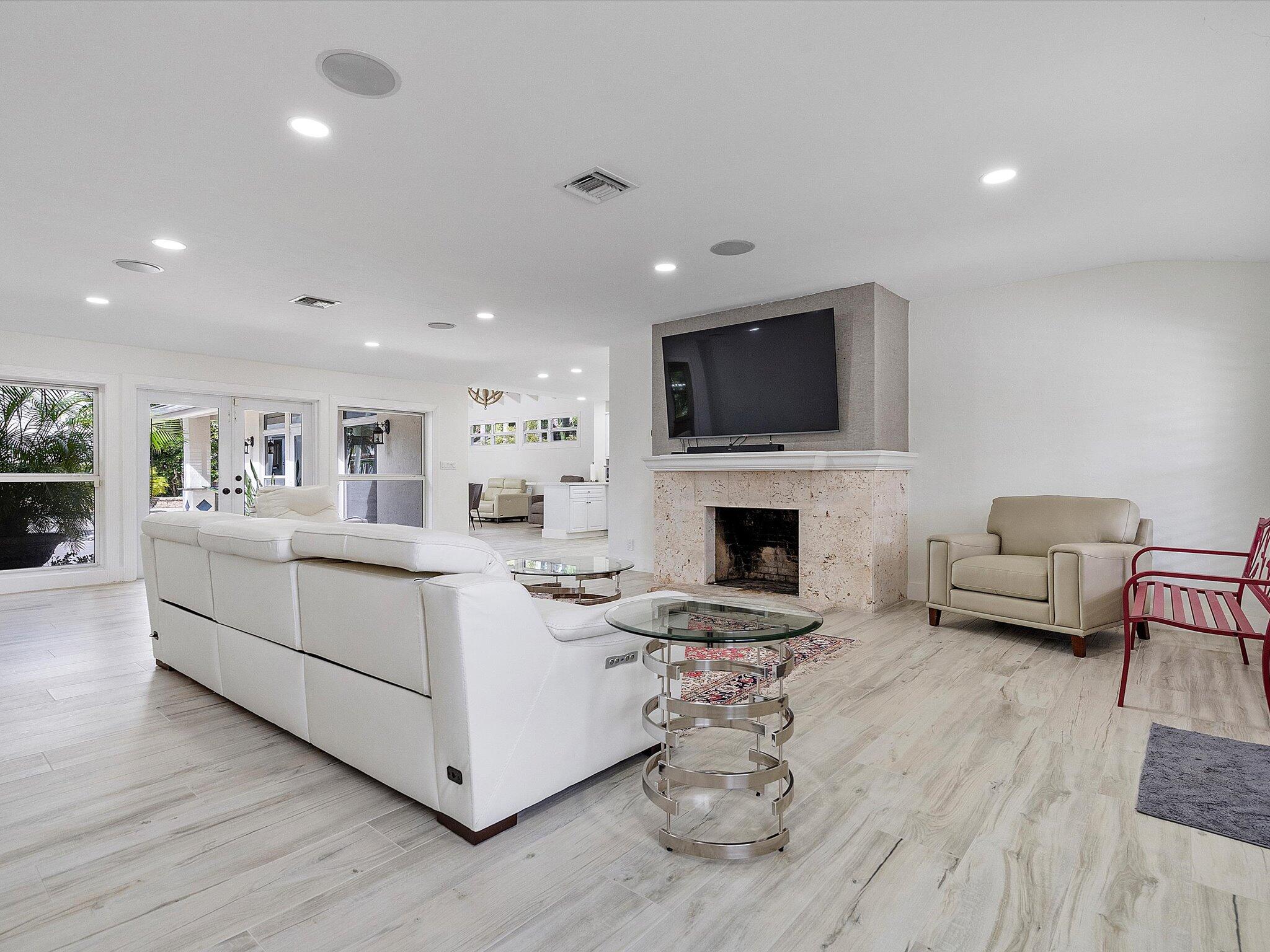 411 Poinciana, Fort Lauderdale FL 33301