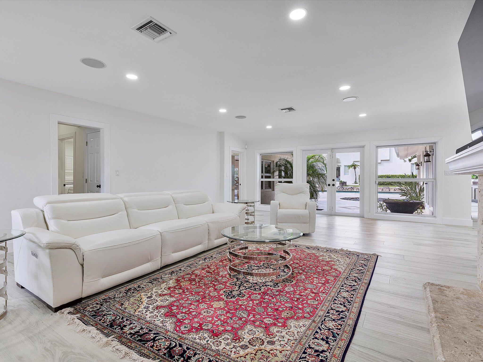 411 Poinciana, Fort Lauderdale FL 33301