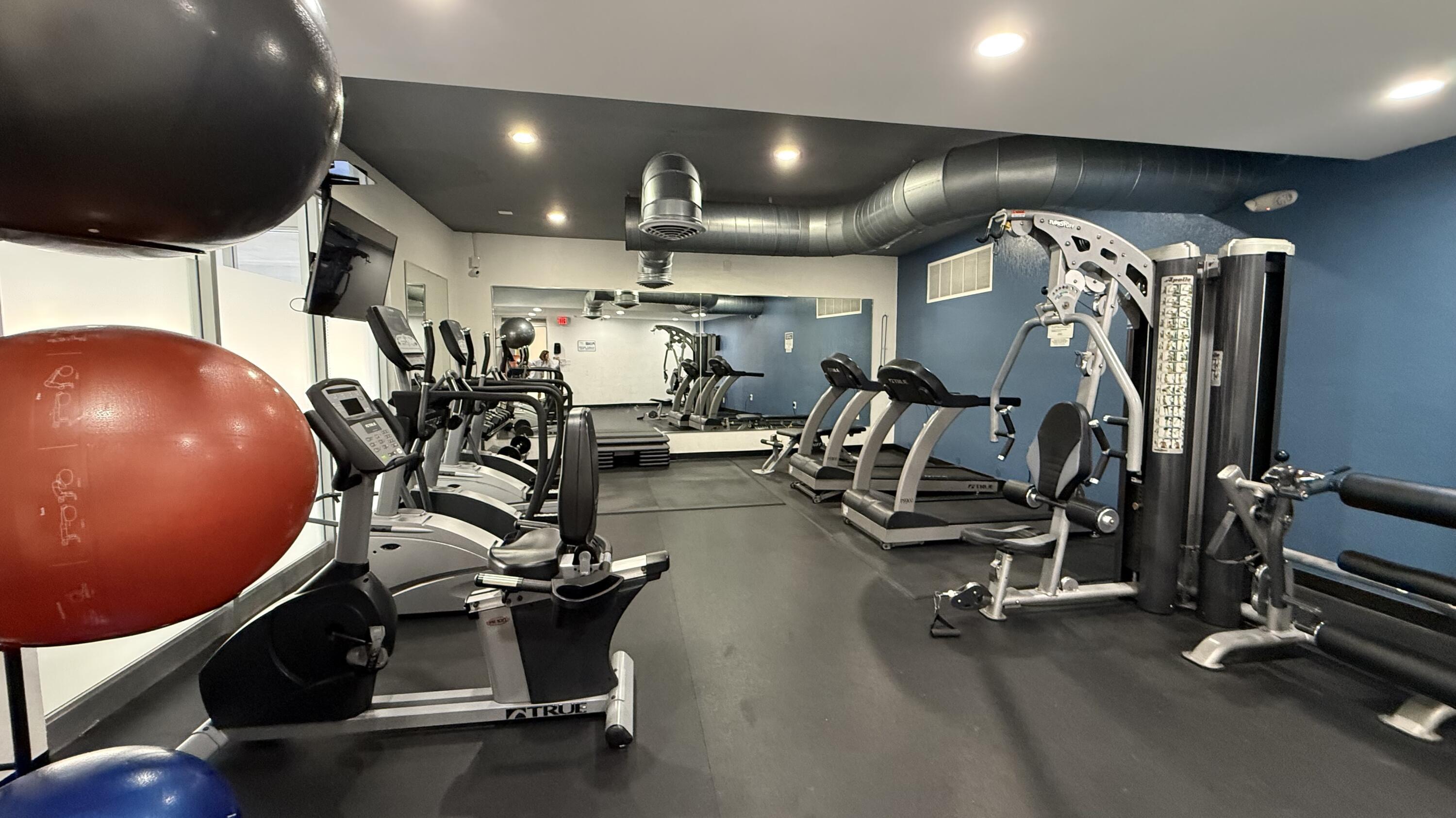 401 Golden Isles #409, Hallandale Beach FL 33009