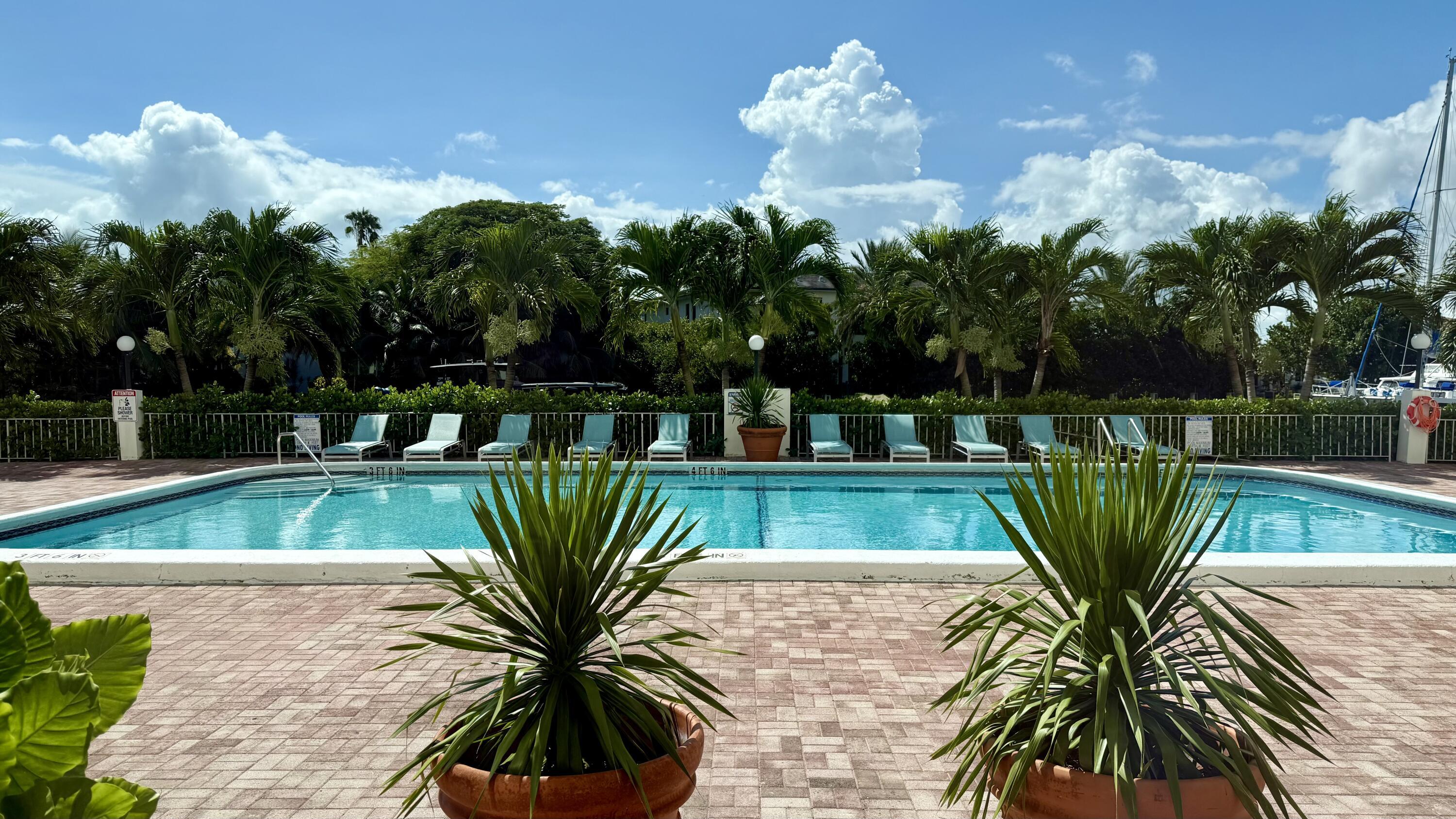 401 Golden Isles #409, Hallandale Beach FL 33009