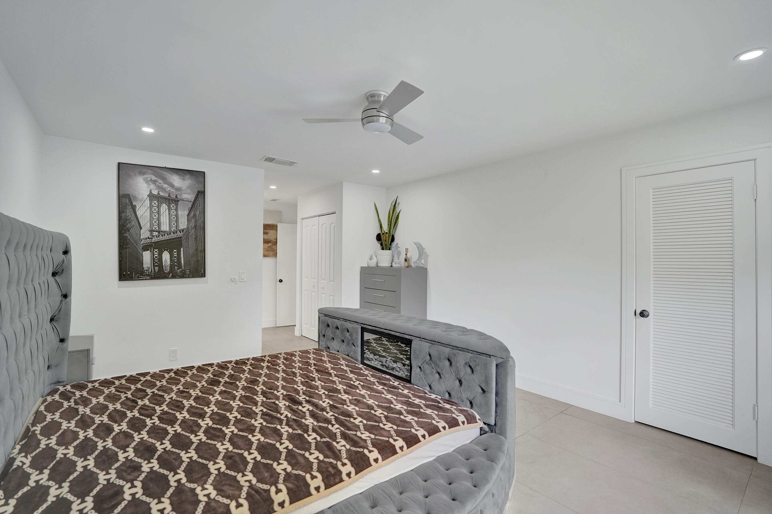 21675 Tall Palm #2b, Boca Raton FL 33433