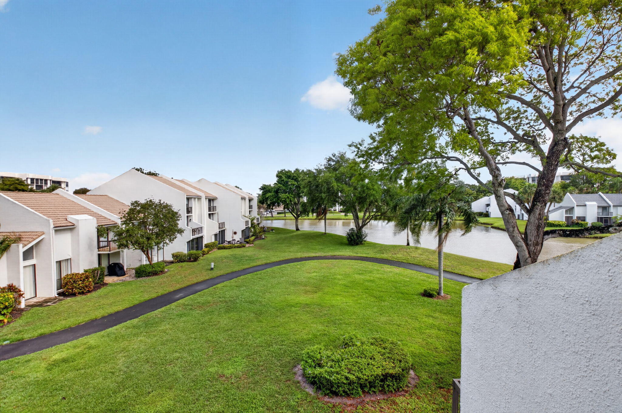 1005 Bridgewood, Boca Raton FL 33434