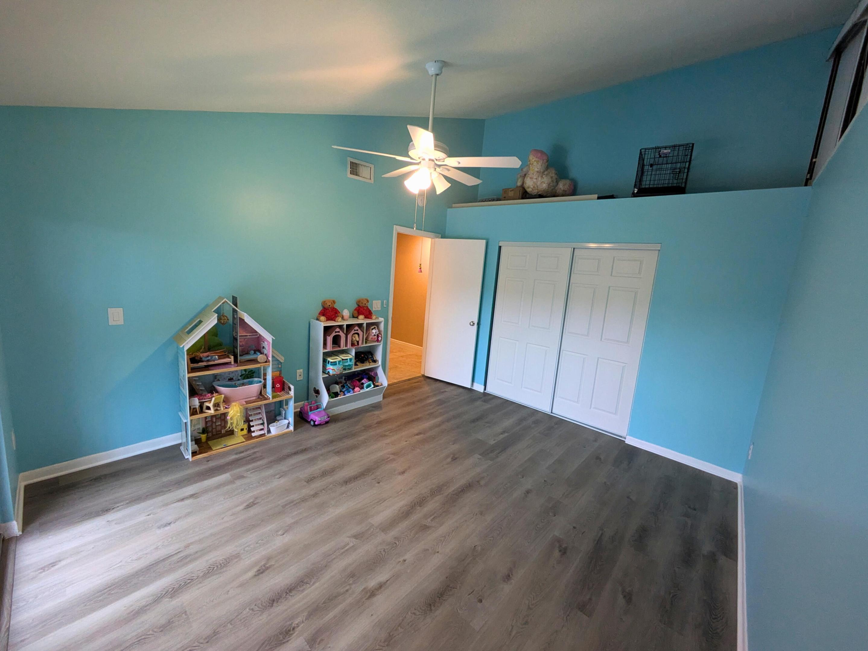 5513 Eagle Lake, Palm Beach Gardens FL 33418