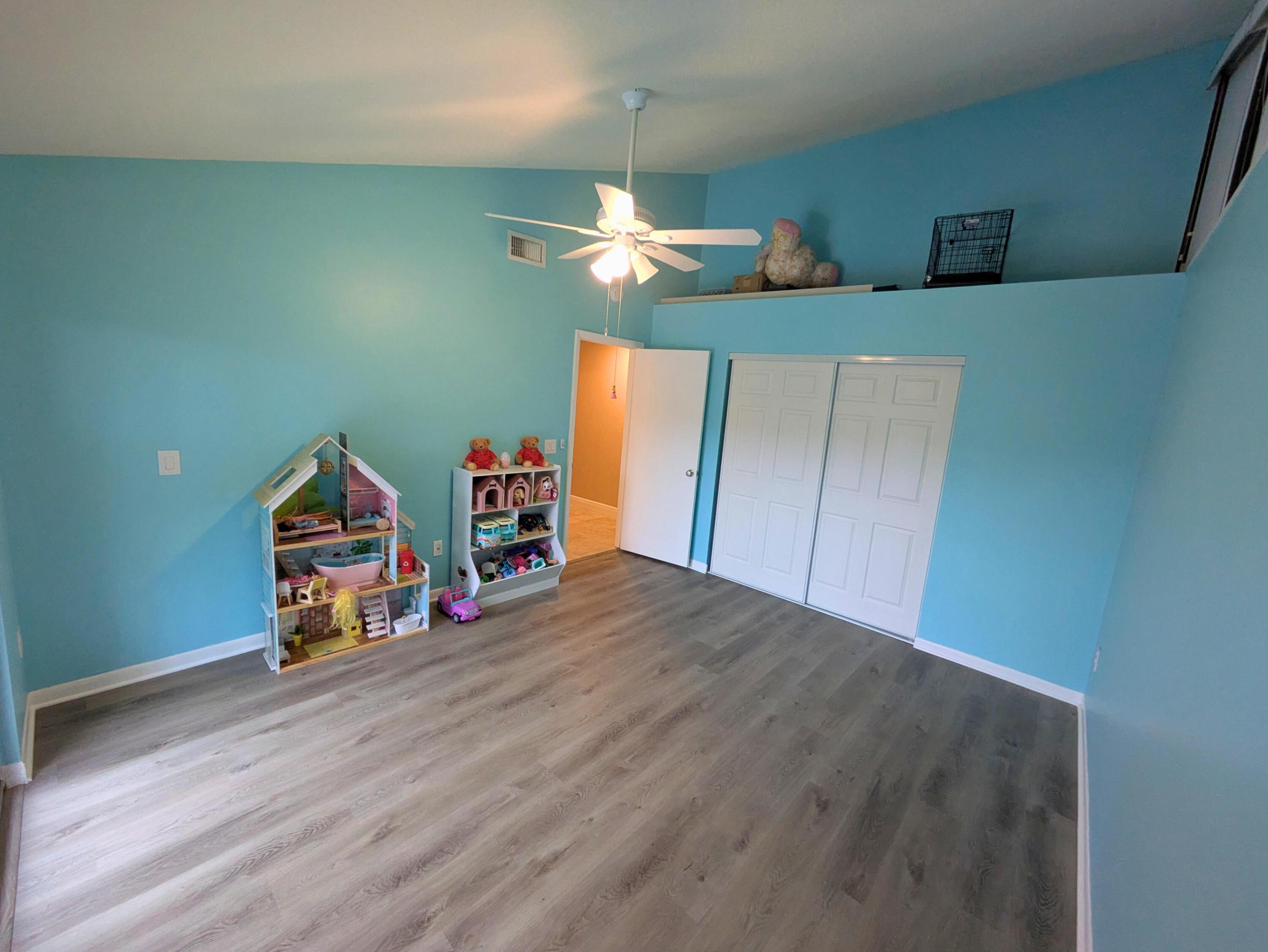 5513 Eagle Lake, Palm Beach Gardens FL 33418