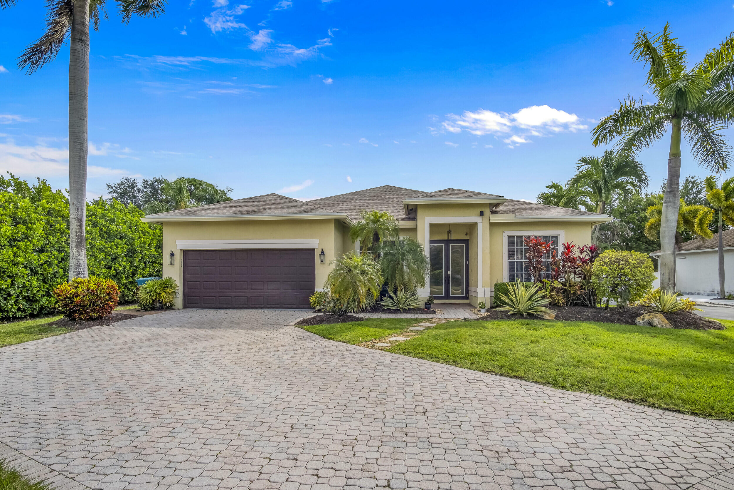 48 Lake Eden, Boynton Beach FL 33435