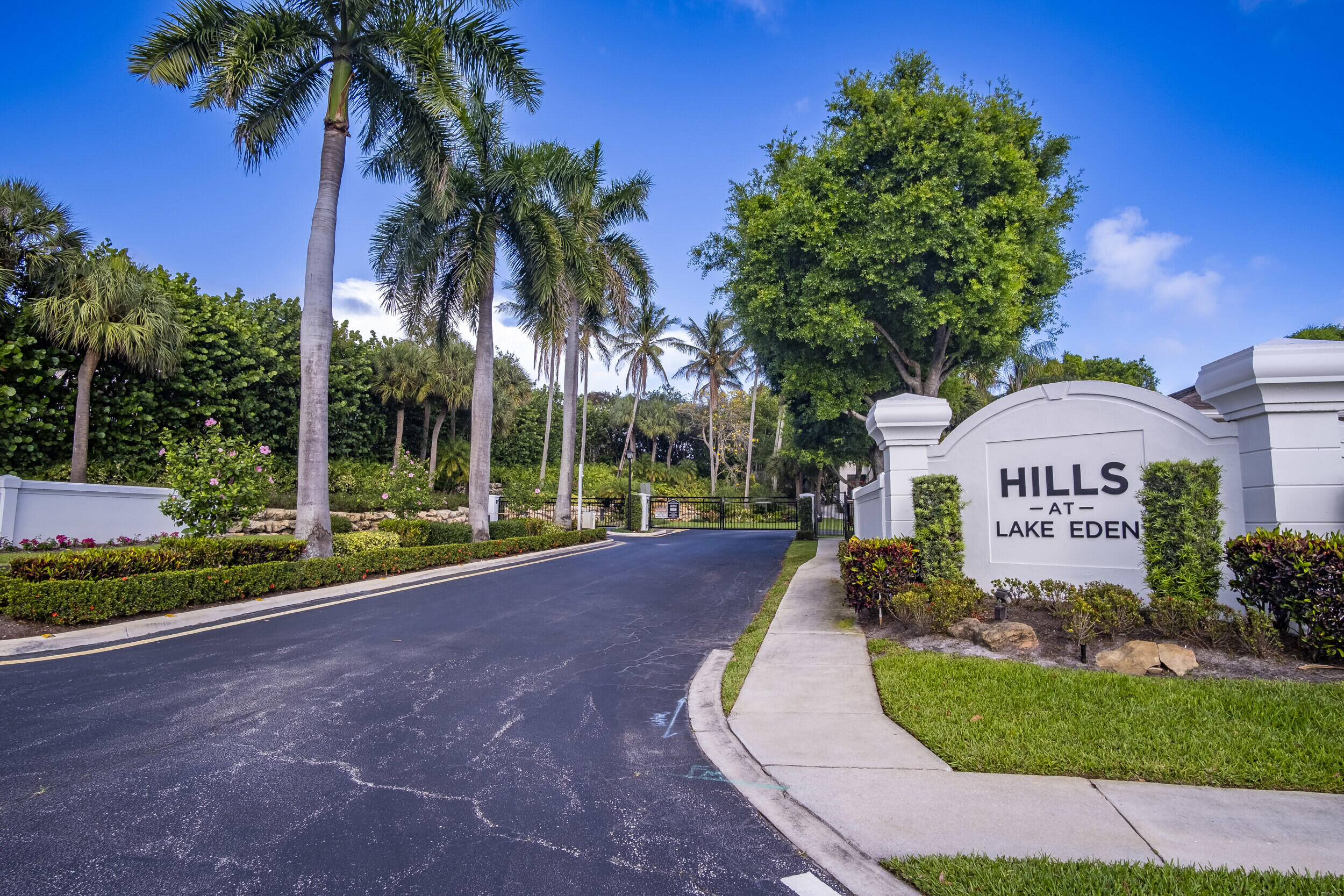 48 Lake Eden, Boynton Beach FL 33435