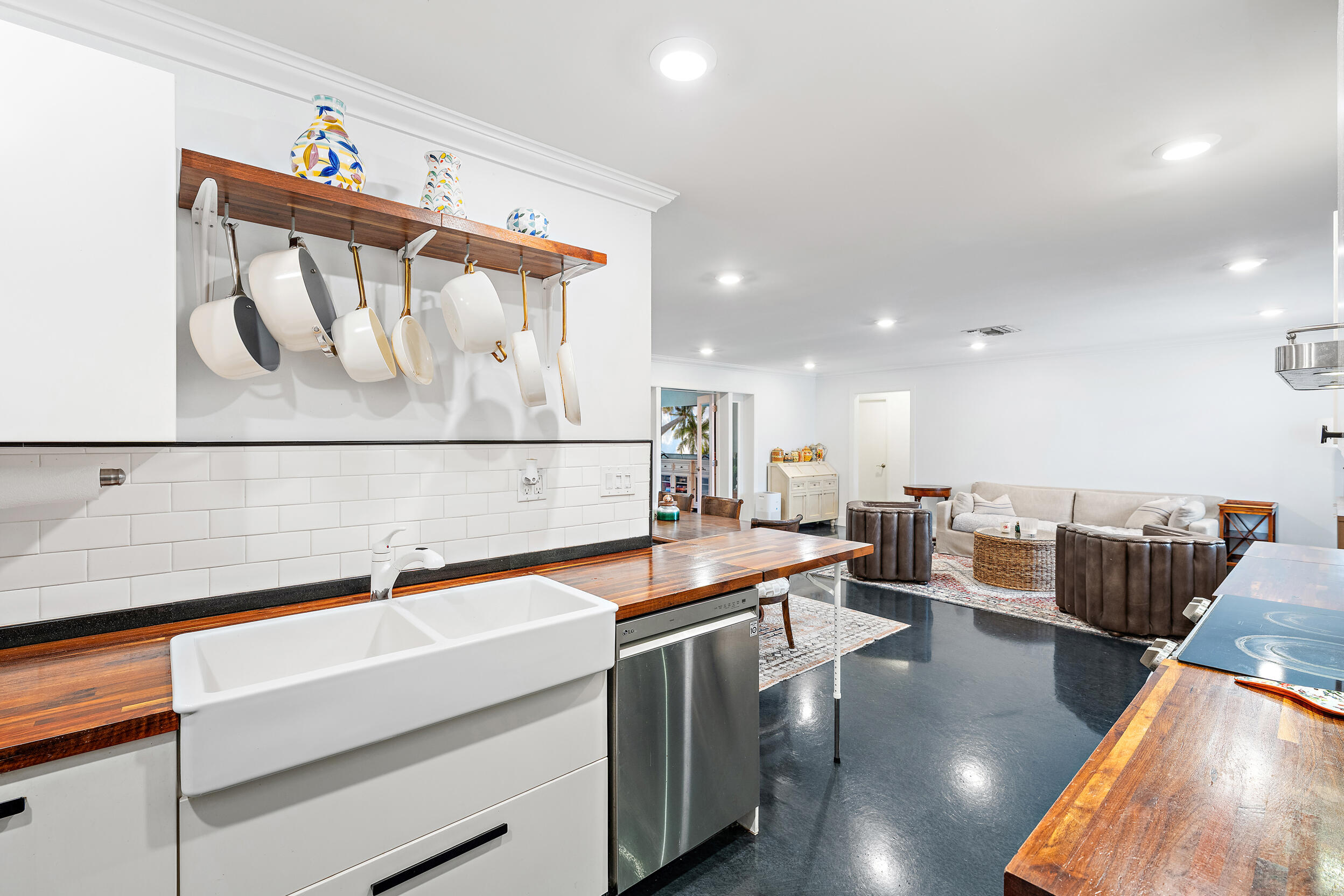 401 Riverside, Palm Beach Gardens FL 33410