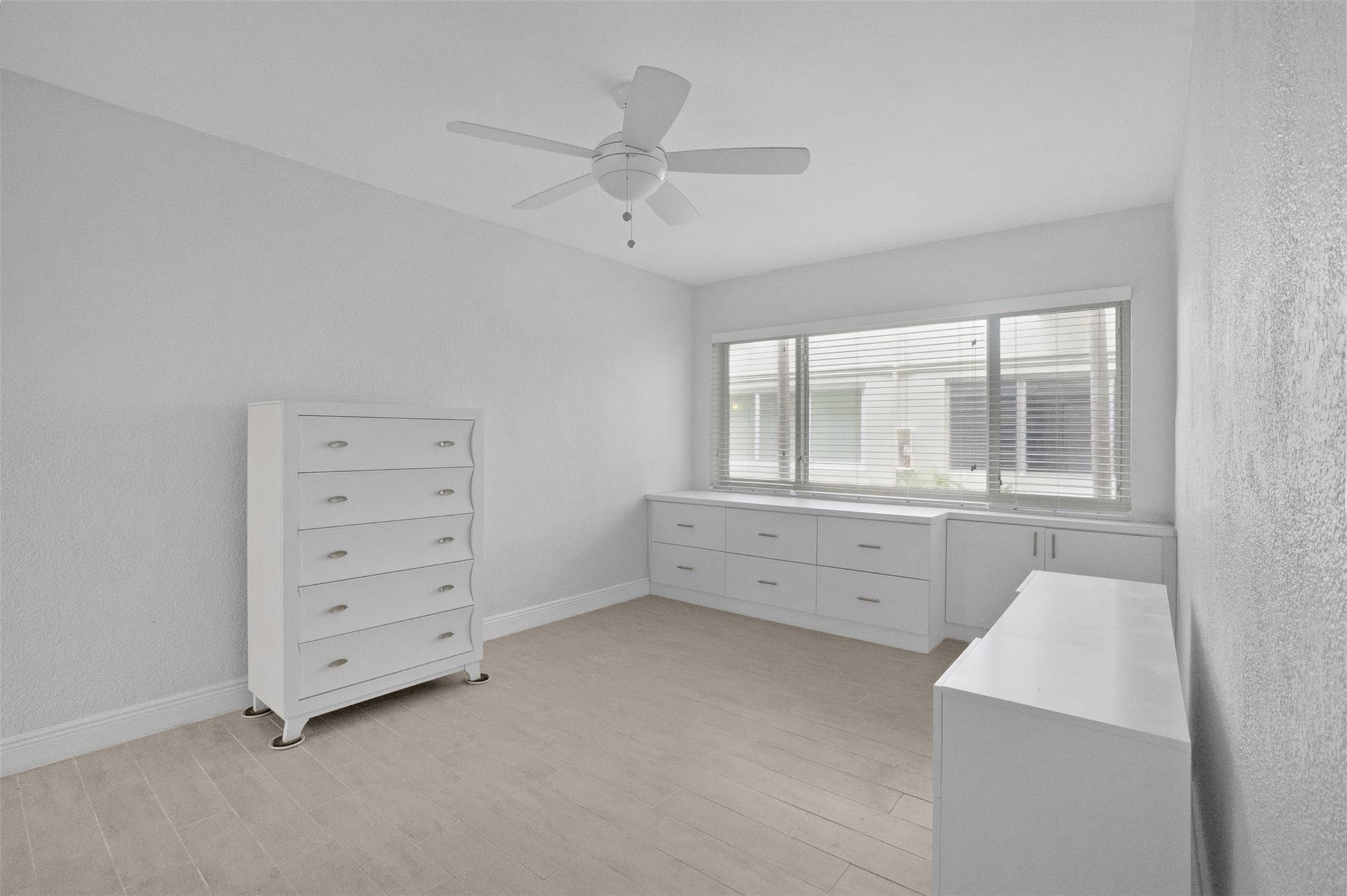 1000 SE 4th #127, Fort Lauderdale FL 33301
