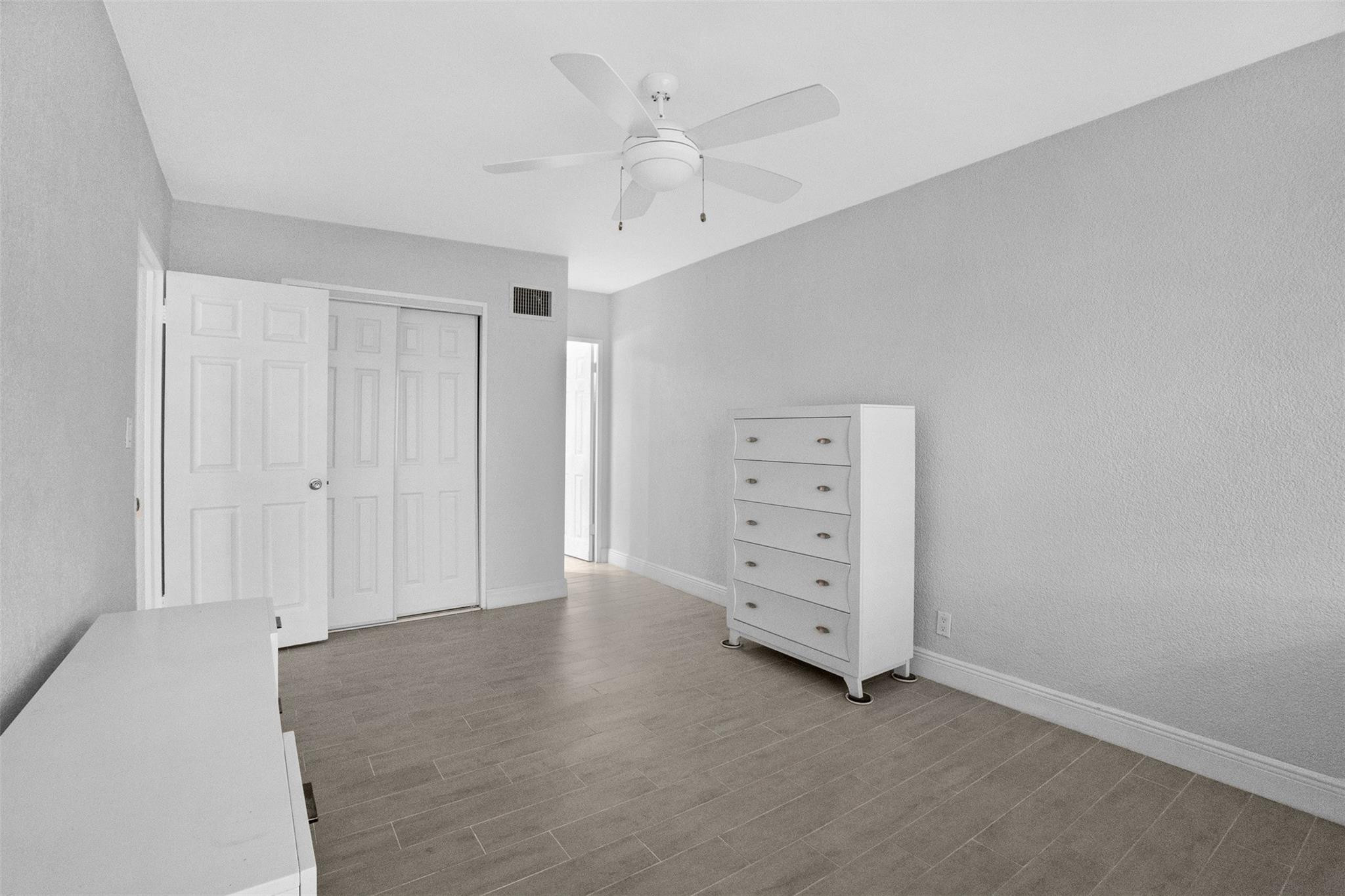 1000 SE 4th #127, Fort Lauderdale FL 33301