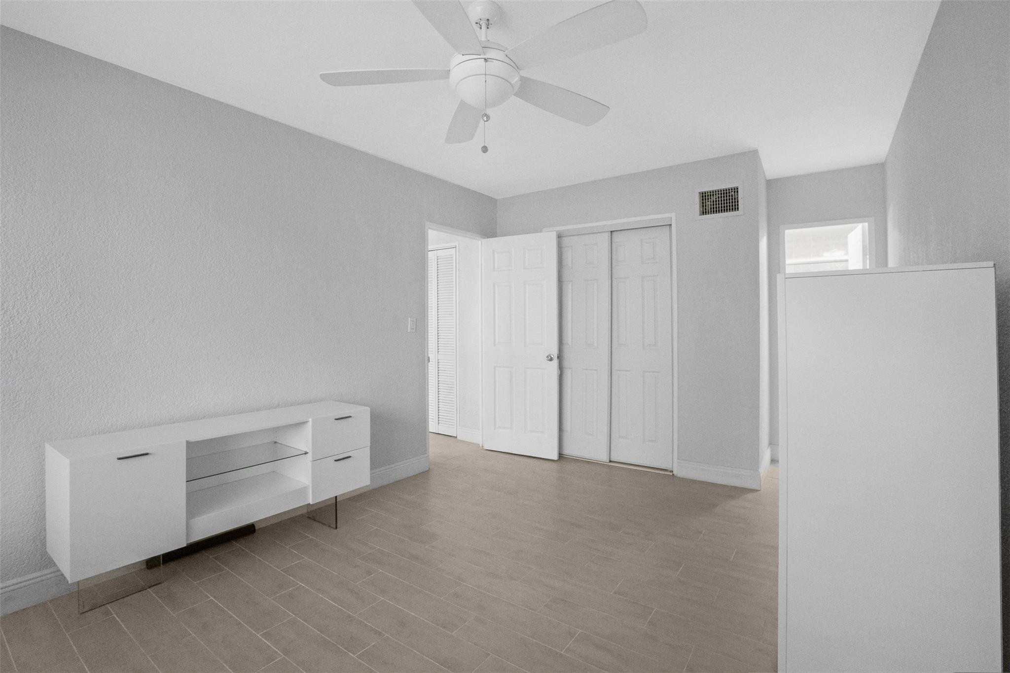1000 SE 4th #127, Fort Lauderdale FL 33301