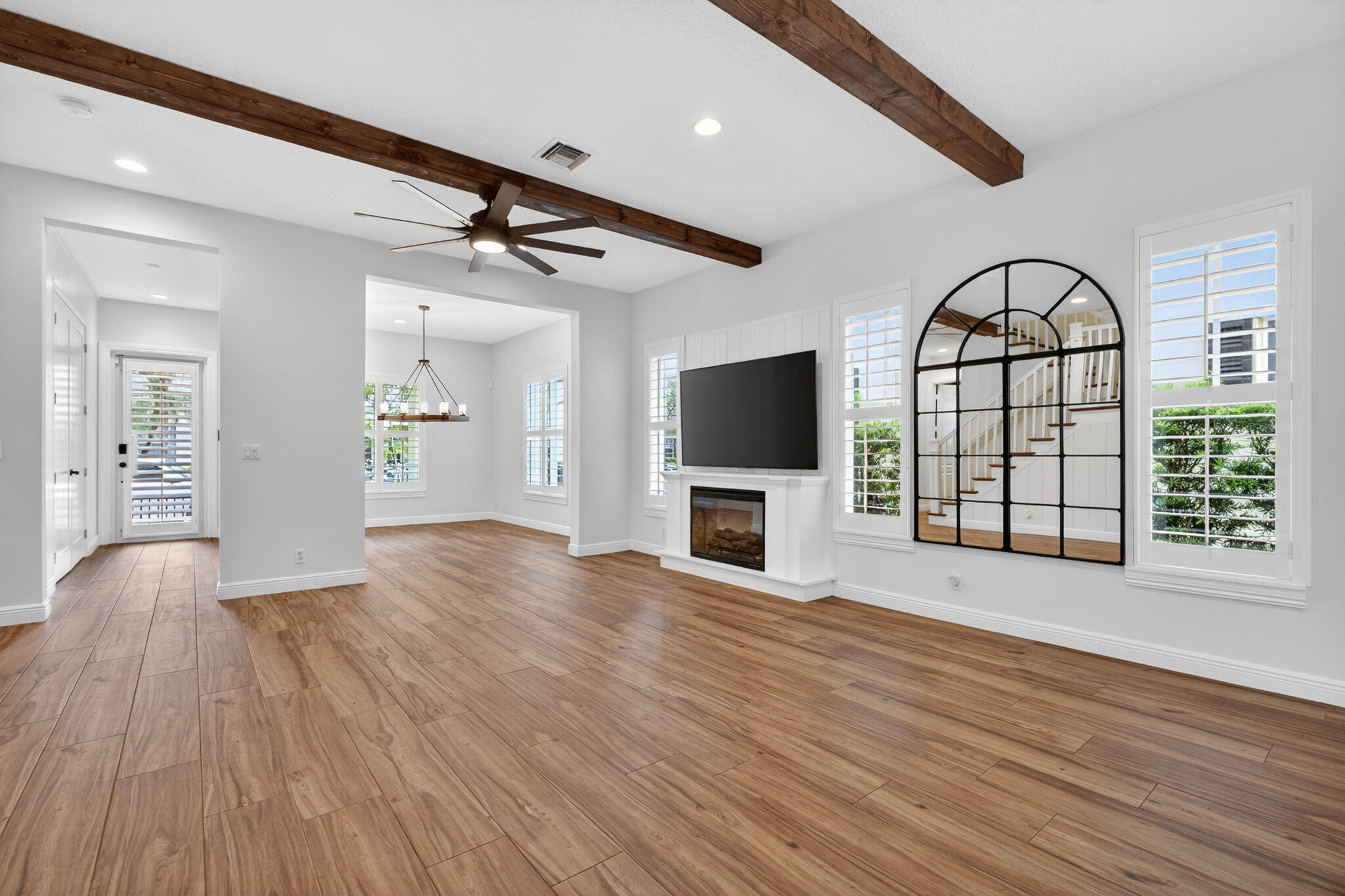 216 W Bay Cedar, Jupiter FL 33458
