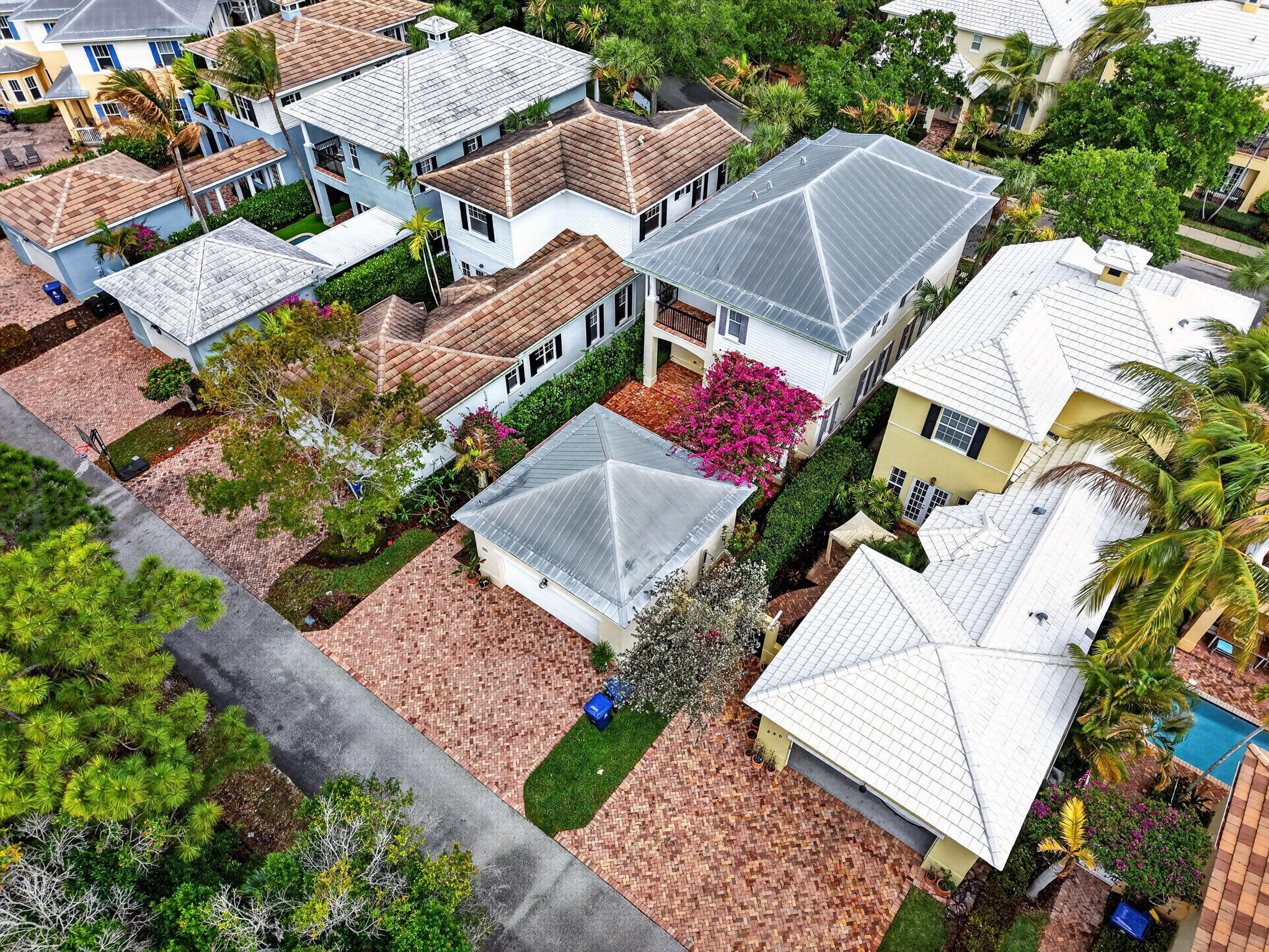 216 W Bay Cedar, Jupiter FL 33458