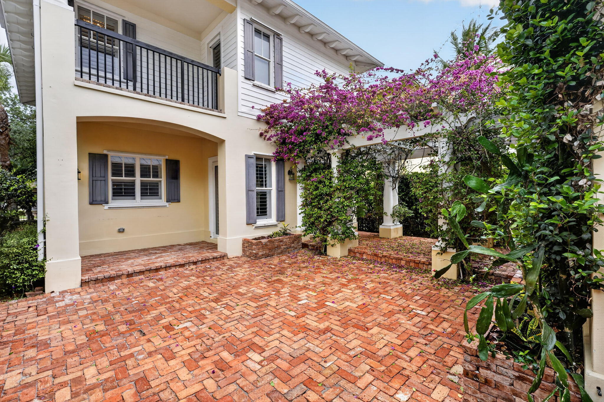 216 W Bay Cedar, Jupiter FL 33458