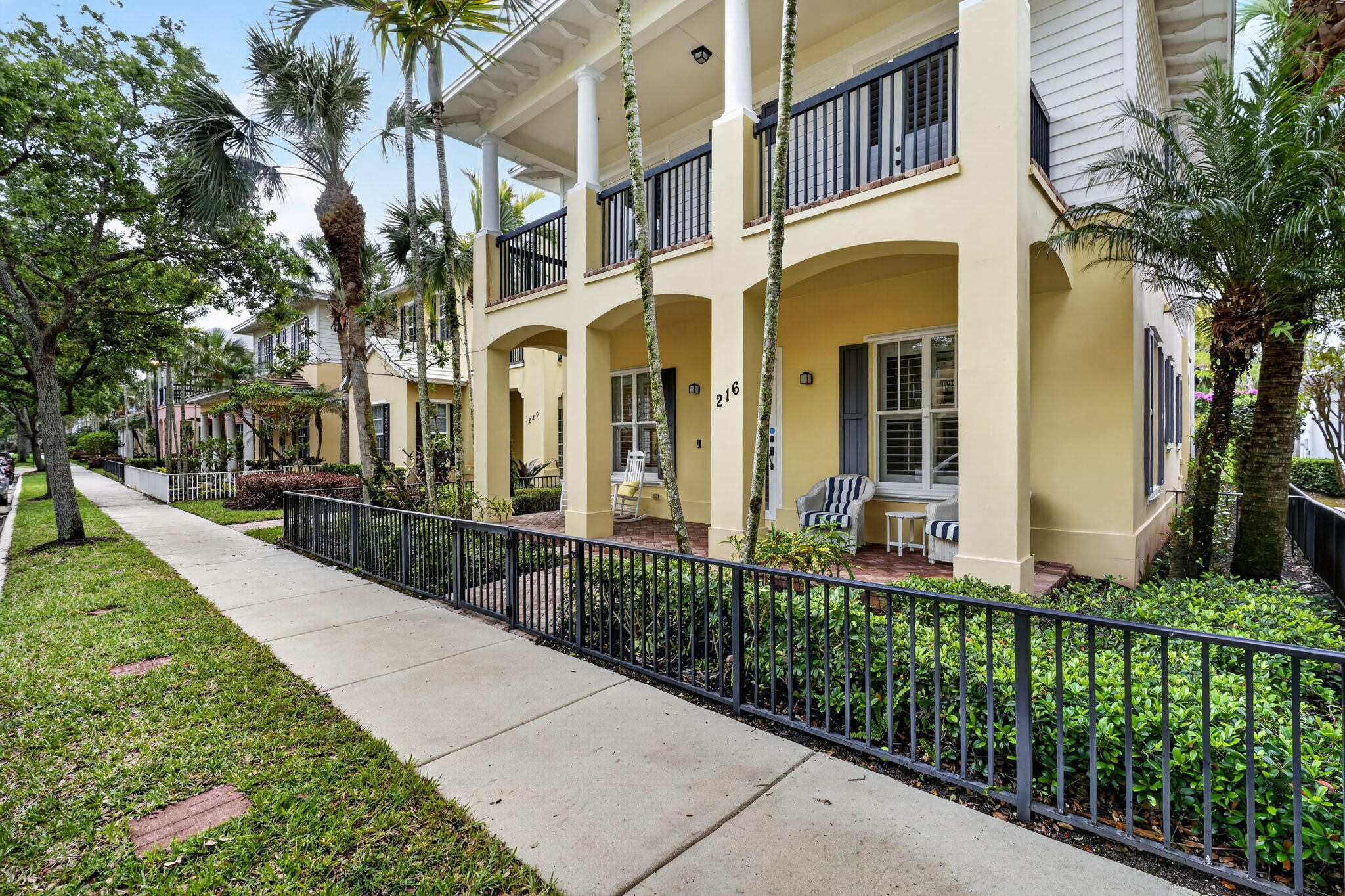 216 W Bay Cedar, Jupiter FL 33458