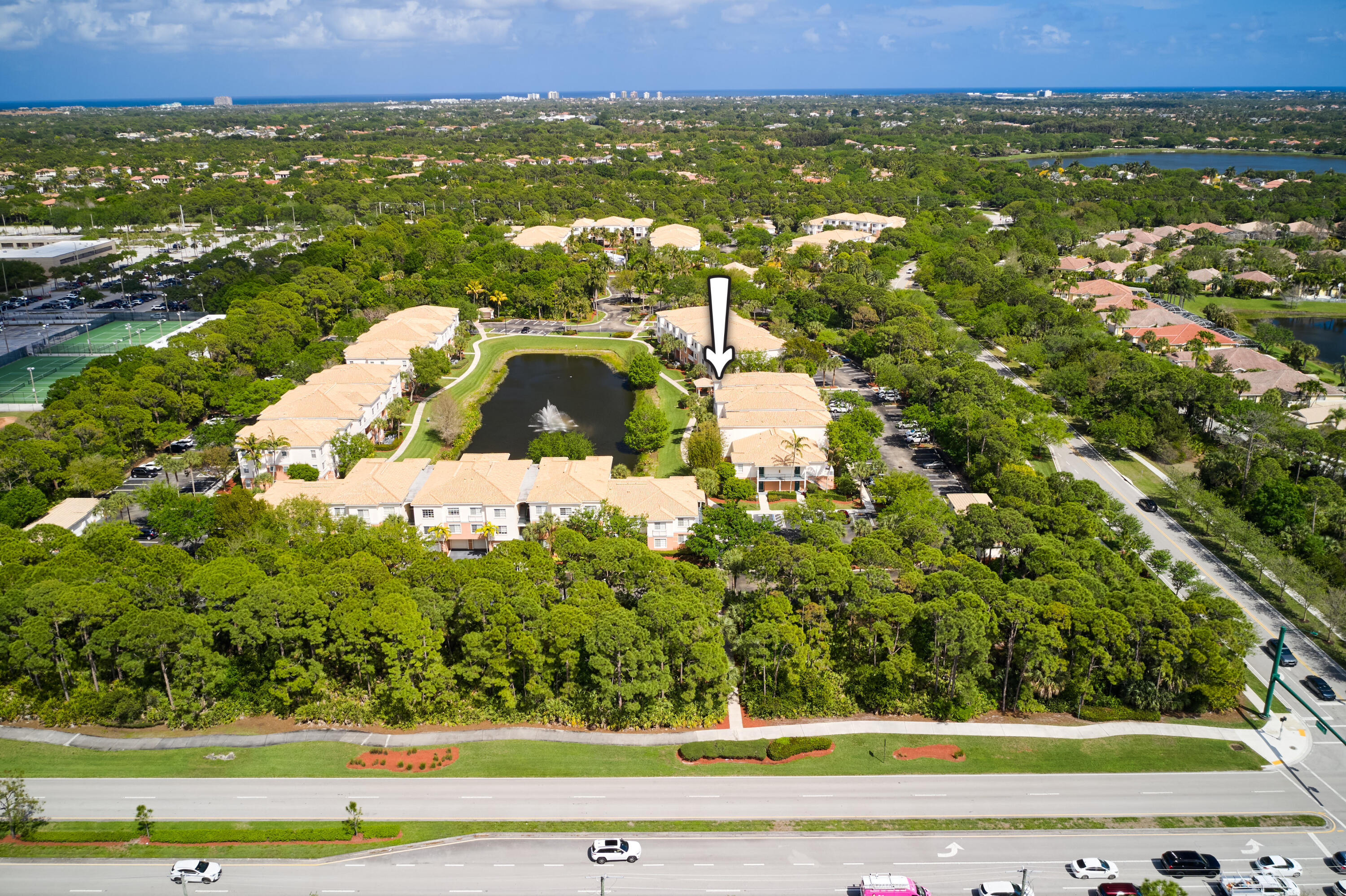 9112 Myrtlewood, Palm Beach Gardens FL 33418